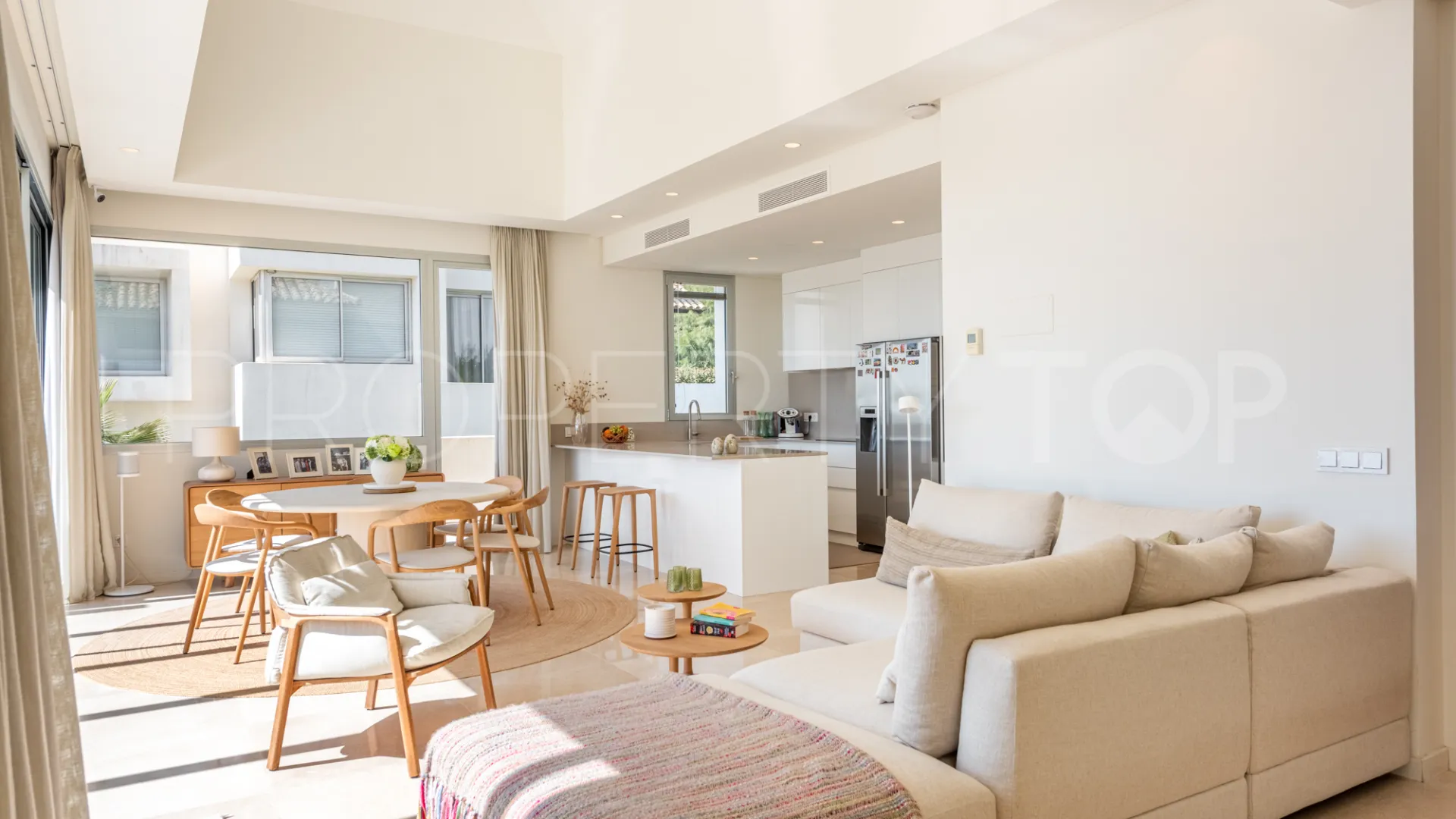 4 bedrooms penthouse for sale in Marbella Club Hills