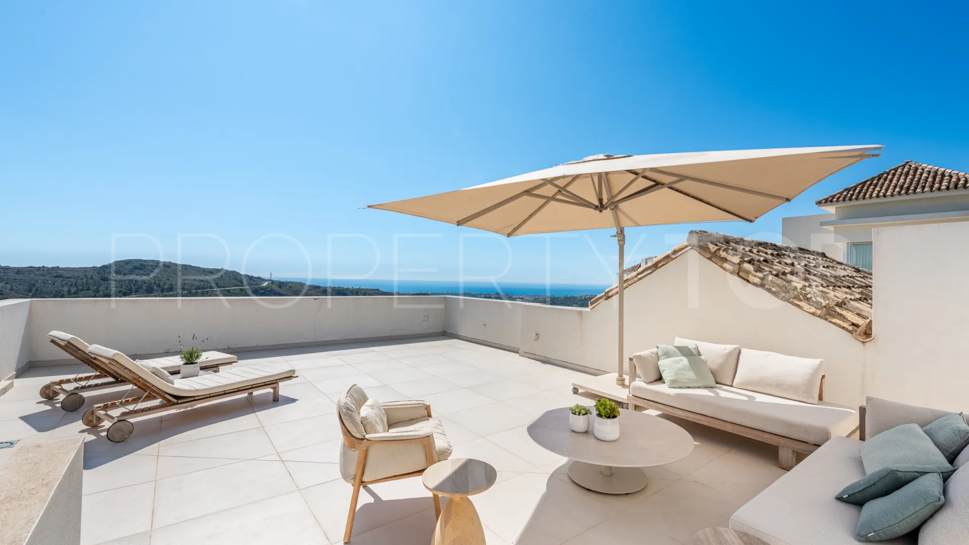 4 bedrooms penthouse for sale in Marbella Club Hills