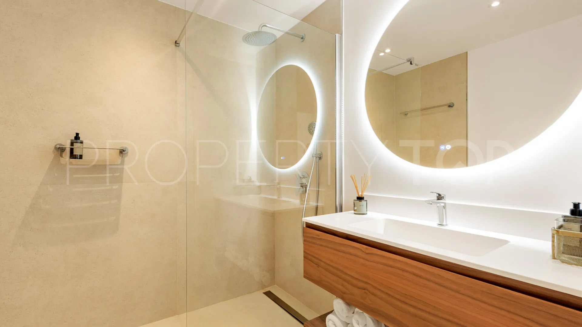 Comprar villa pareada en Sierra Blanca