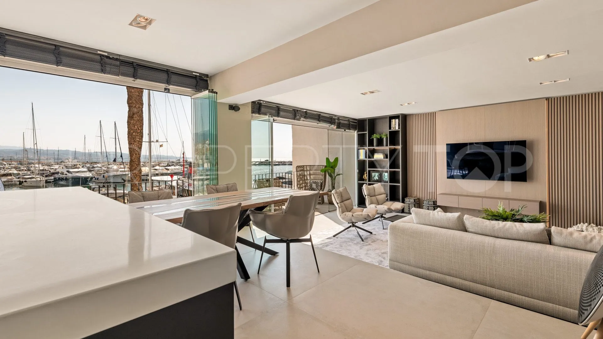 For sale apartment in Marbella - Puerto Banus
