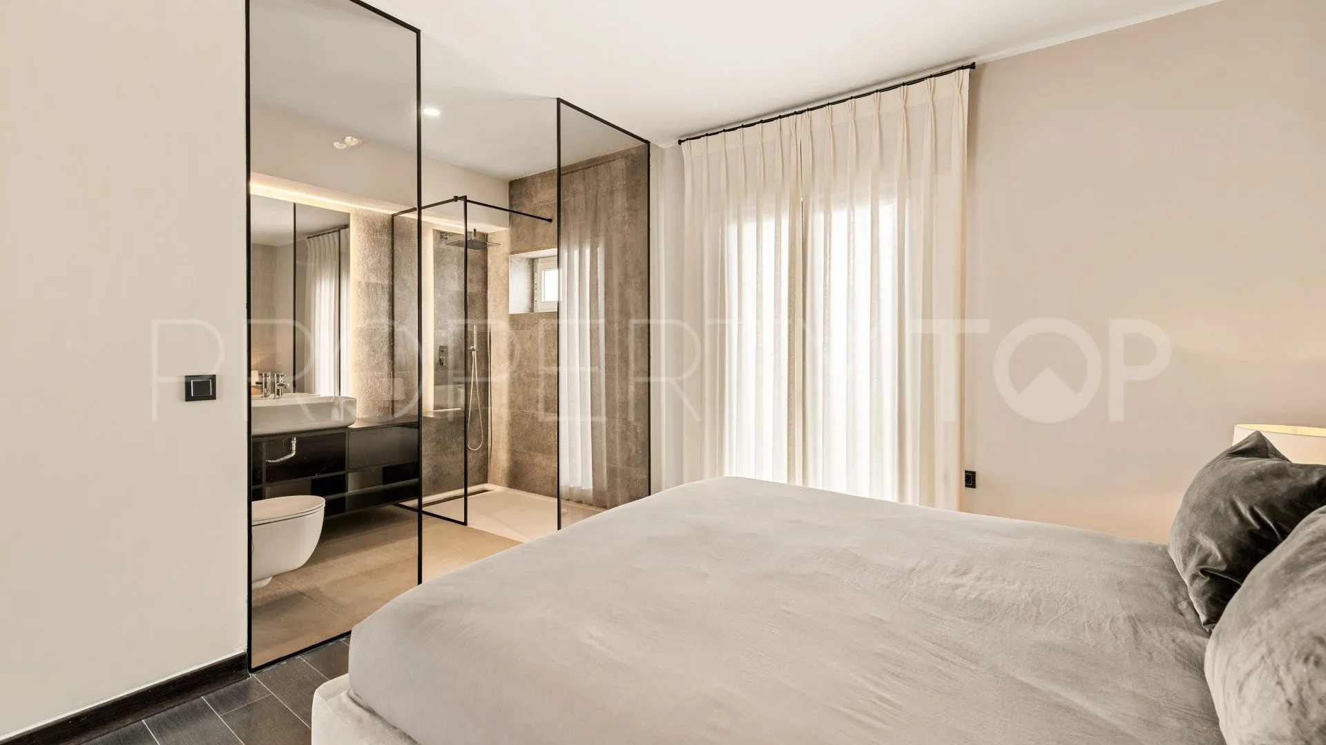 For sale apartment in Marbella - Puerto Banus