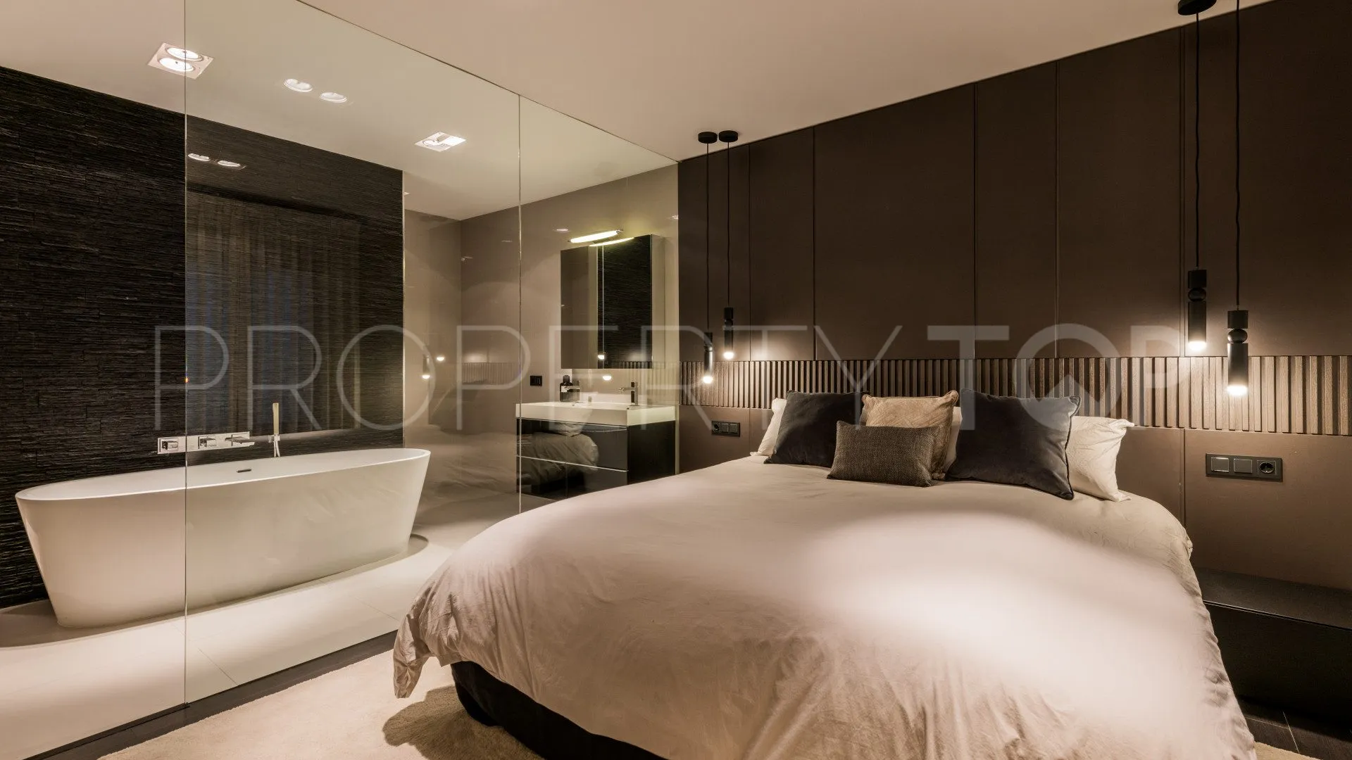 For sale apartment in Marbella - Puerto Banus