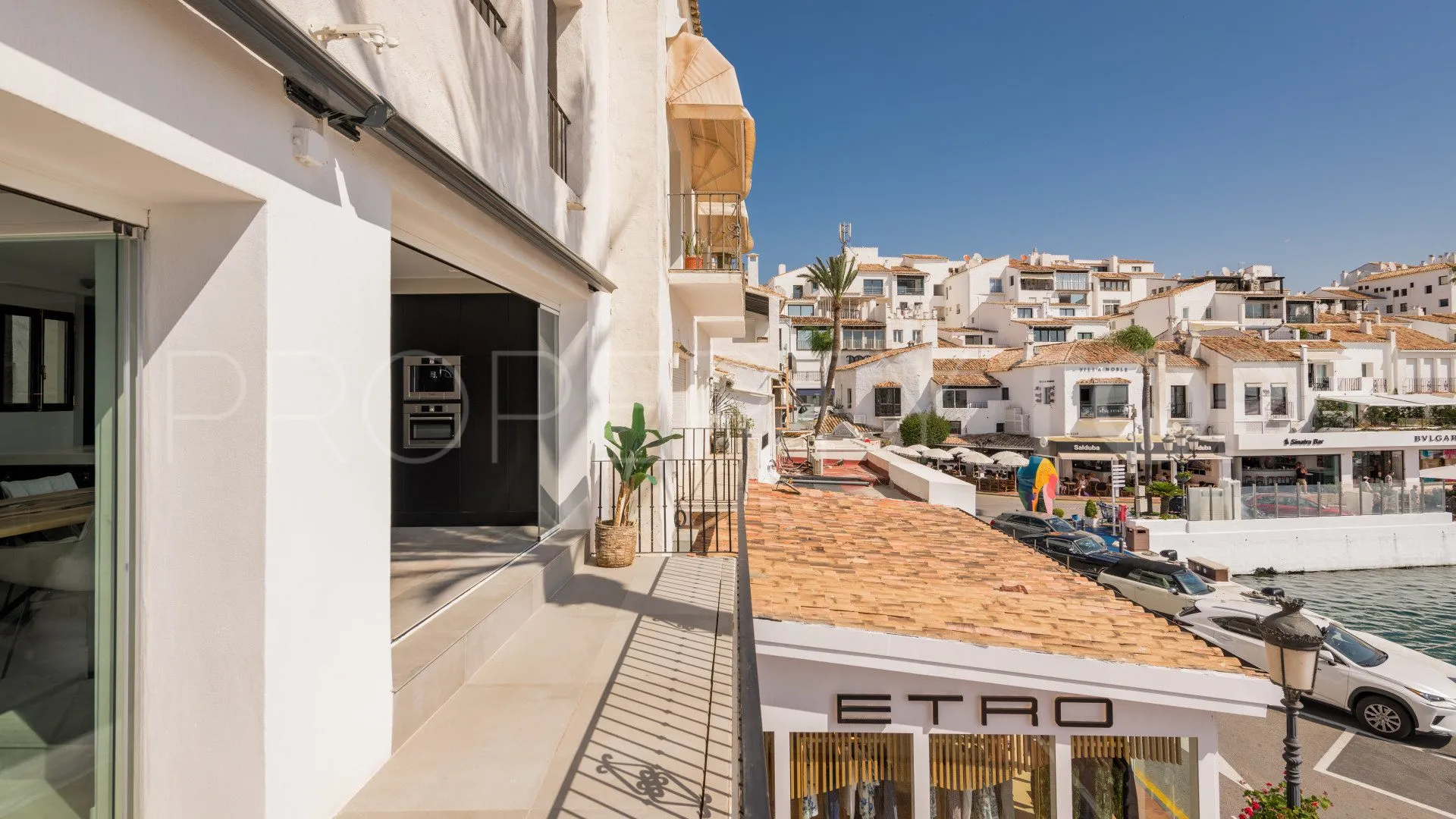 For sale apartment in Marbella - Puerto Banus