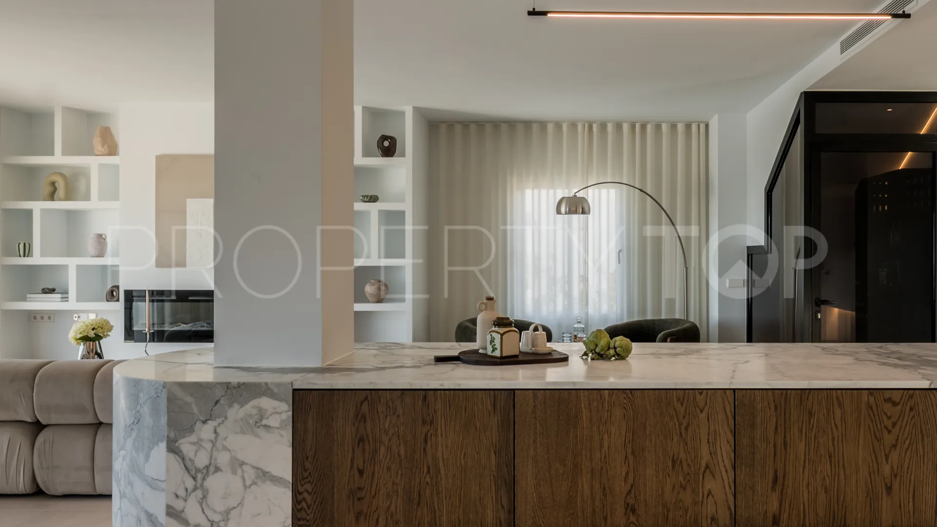 Atico duplex en venta con 3 dormitorios en Nueva Andalucia