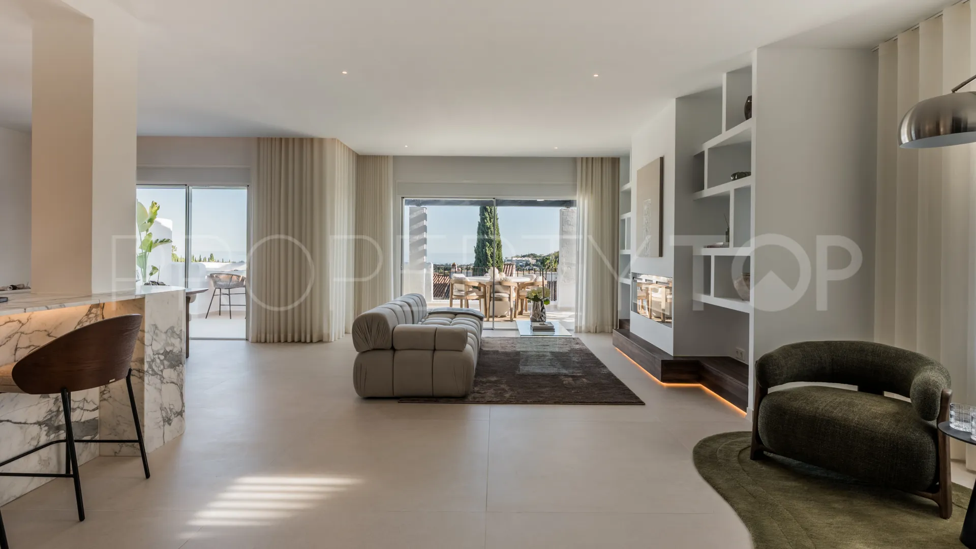 Atico duplex en venta con 3 dormitorios en Nueva Andalucia