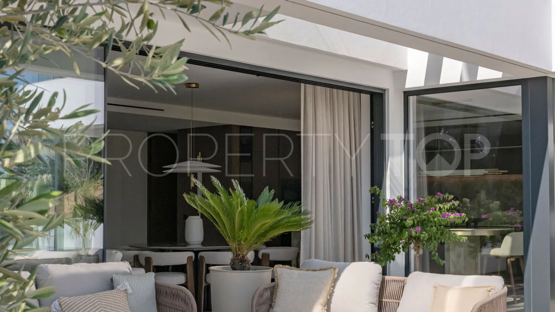 For sale Marbesa 4 bedrooms villa