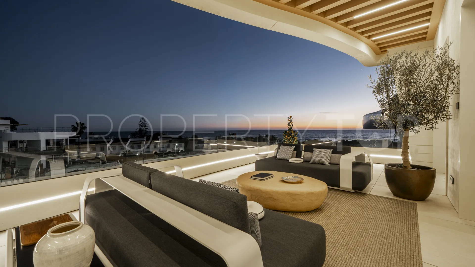 3 bedrooms apartment in Marbella City for sale