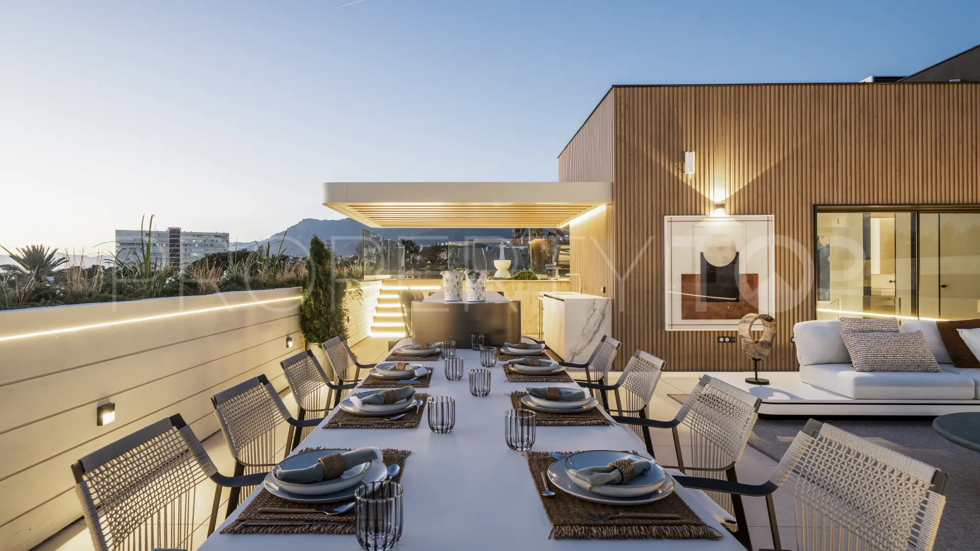 3 bedrooms apartment in Marbella City for sale