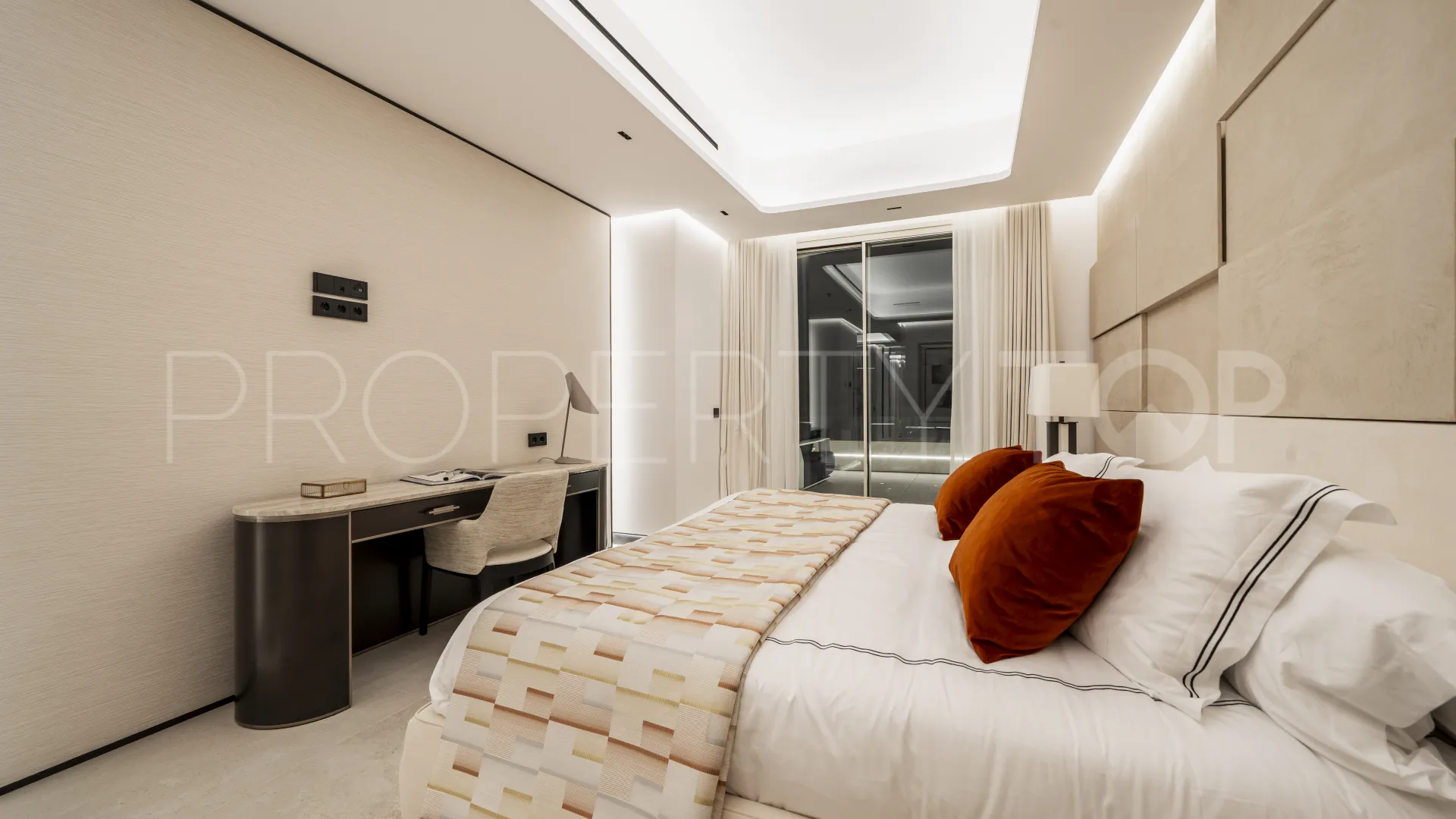 3 bedrooms apartment in Marbella City for sale