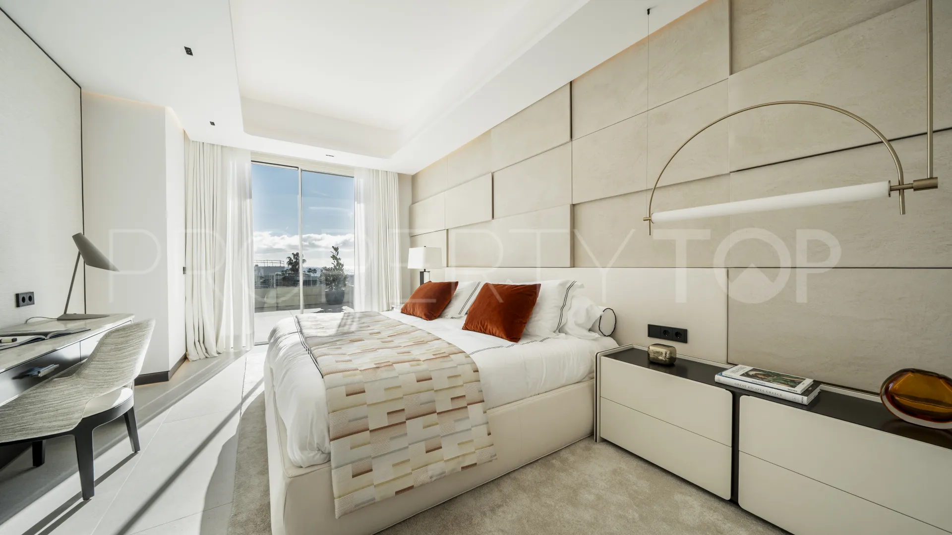 3 bedrooms apartment in Marbella City for sale