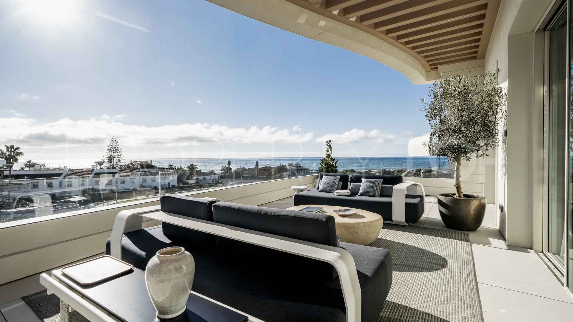 3 bedrooms apartment in Marbella City for sale