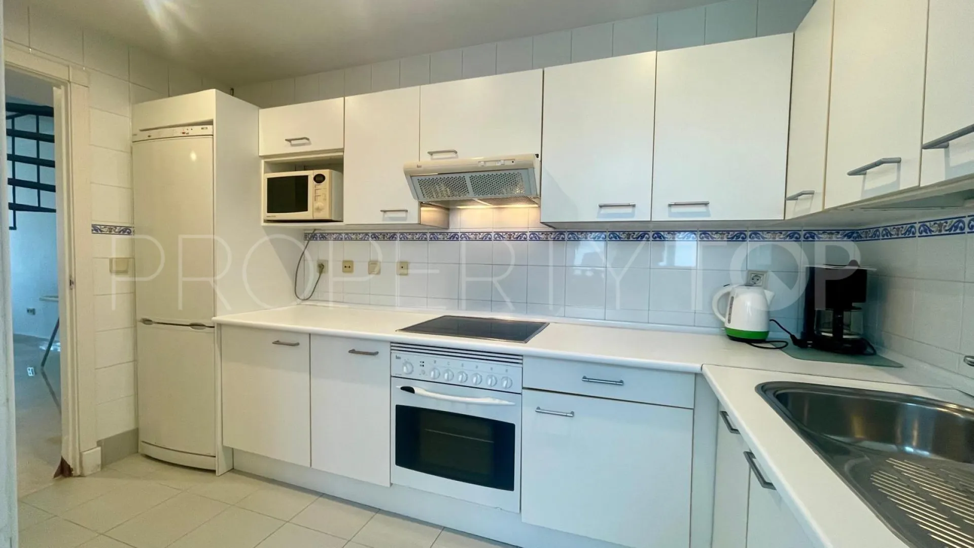 Duplex penthouse for sale in Terrazas de Banus