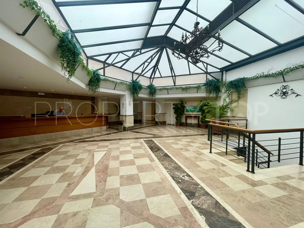 Duplex penthouse for sale in Terrazas de Banus