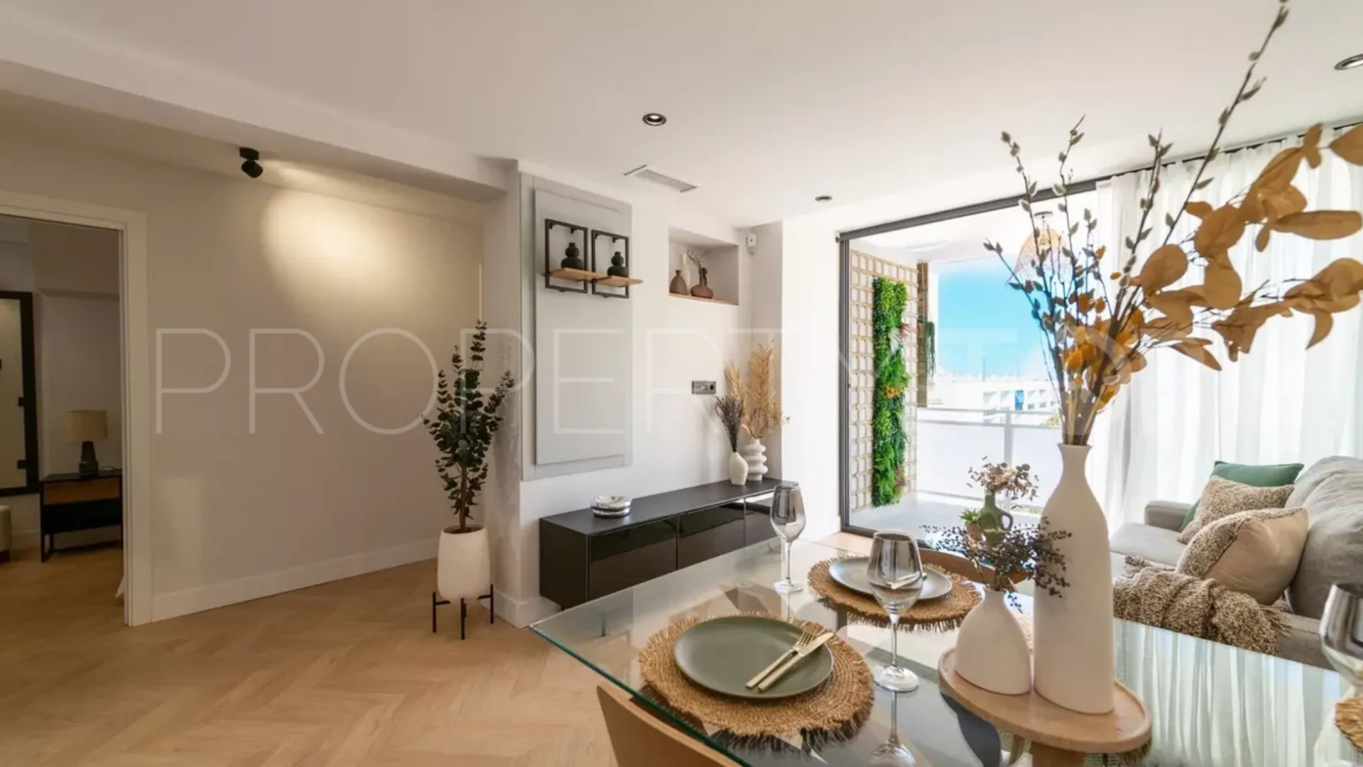 2 bedrooms apartment in Marbella Centro for sale