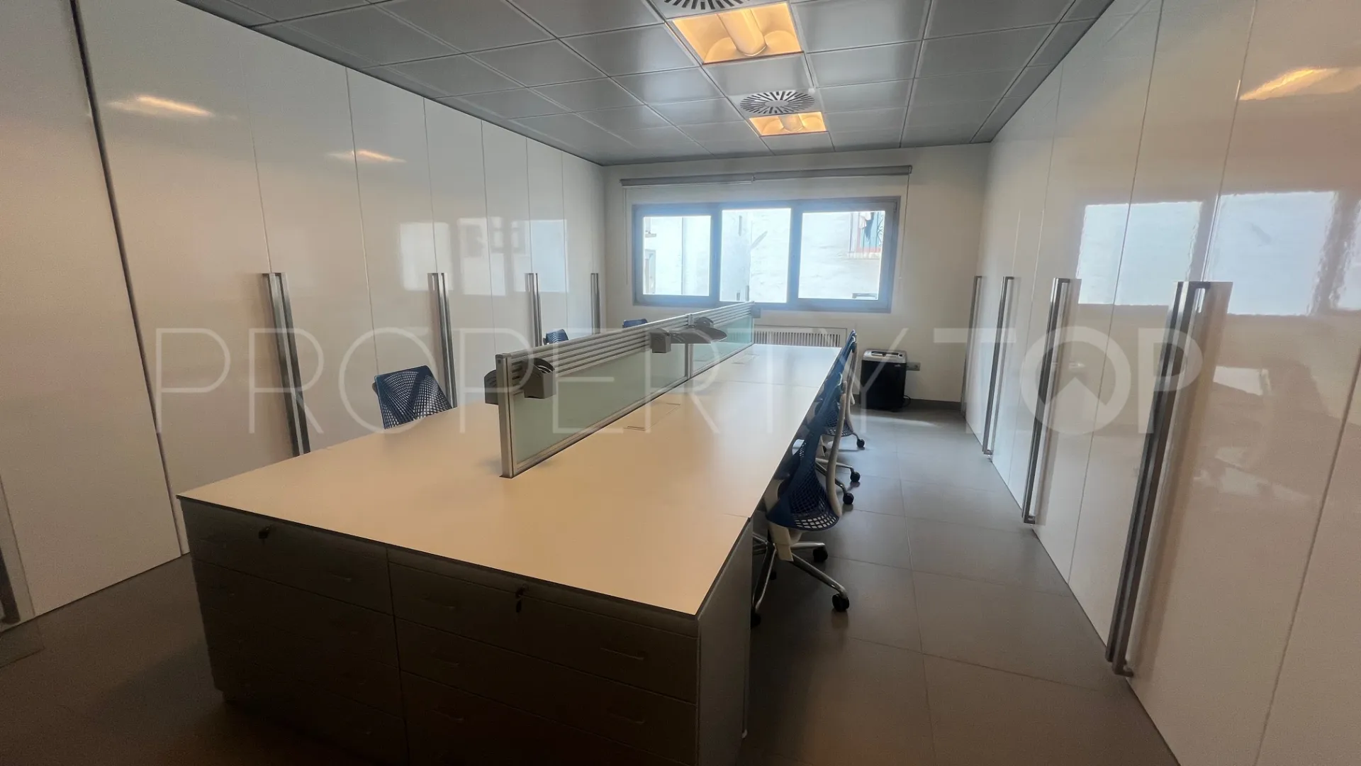 Oficina en venta en Marbella - Puerto Banus
