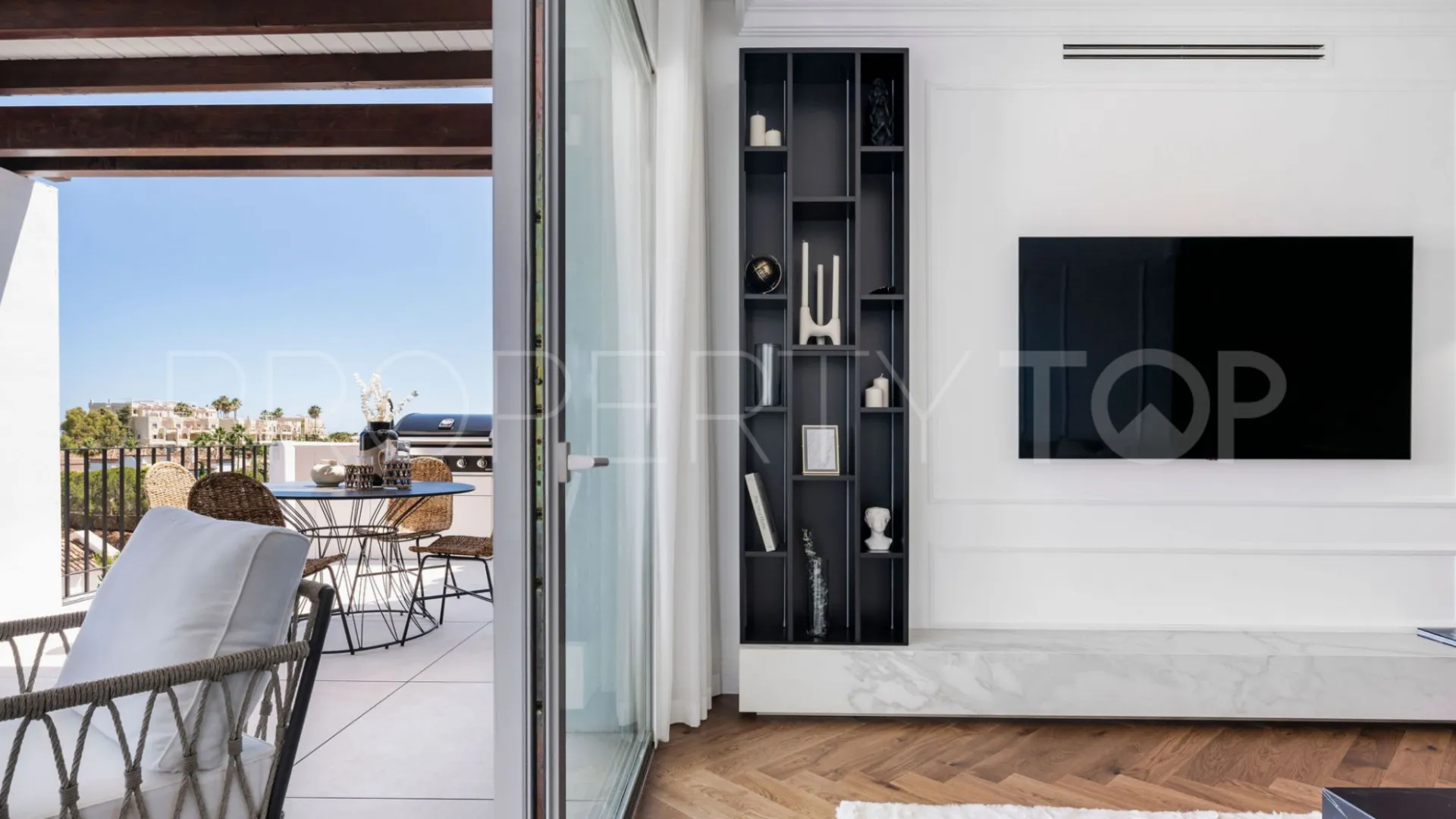 Ático en venta de 3 dormitorios en Altos de La Quinta