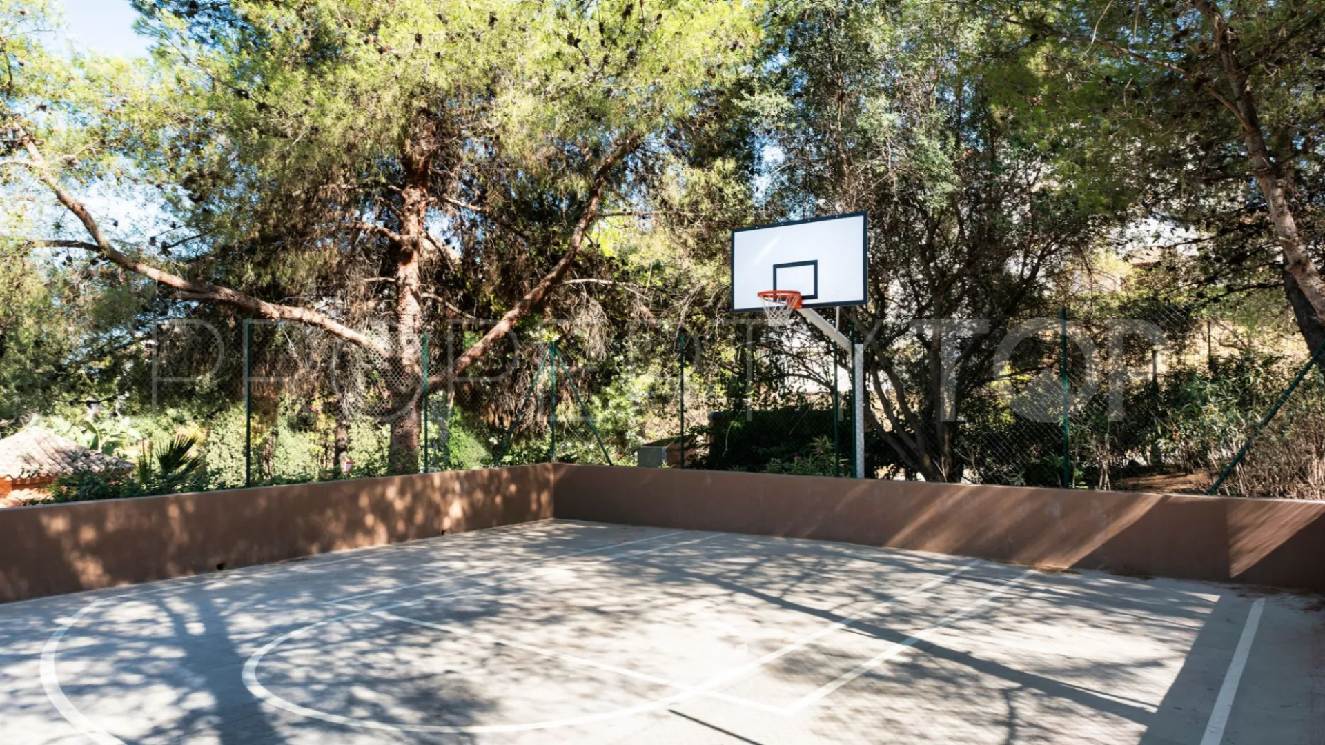 Ático en venta de 3 dormitorios en Altos de La Quinta