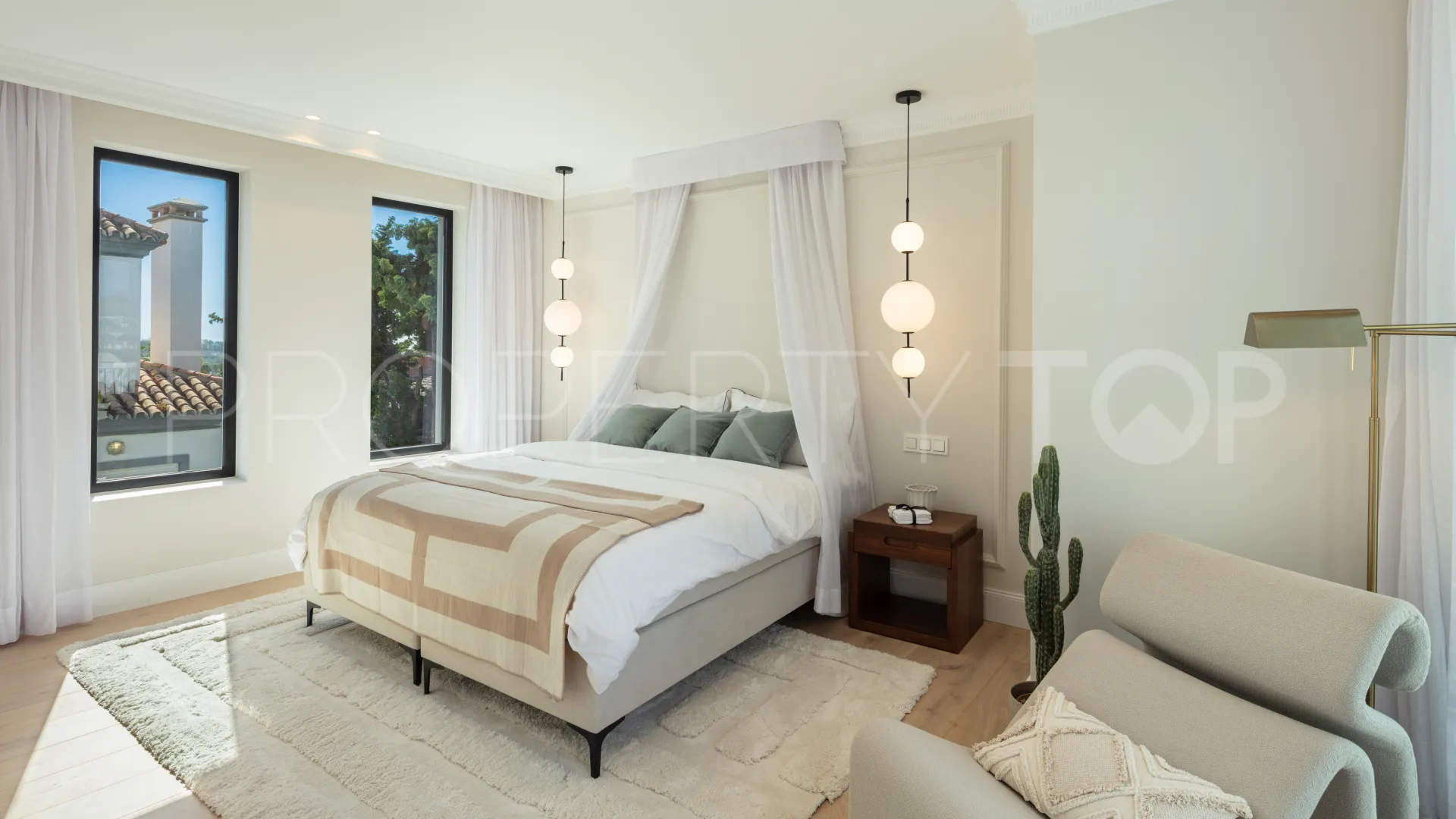 Comprar villa de 5 dormitorios en Aloha