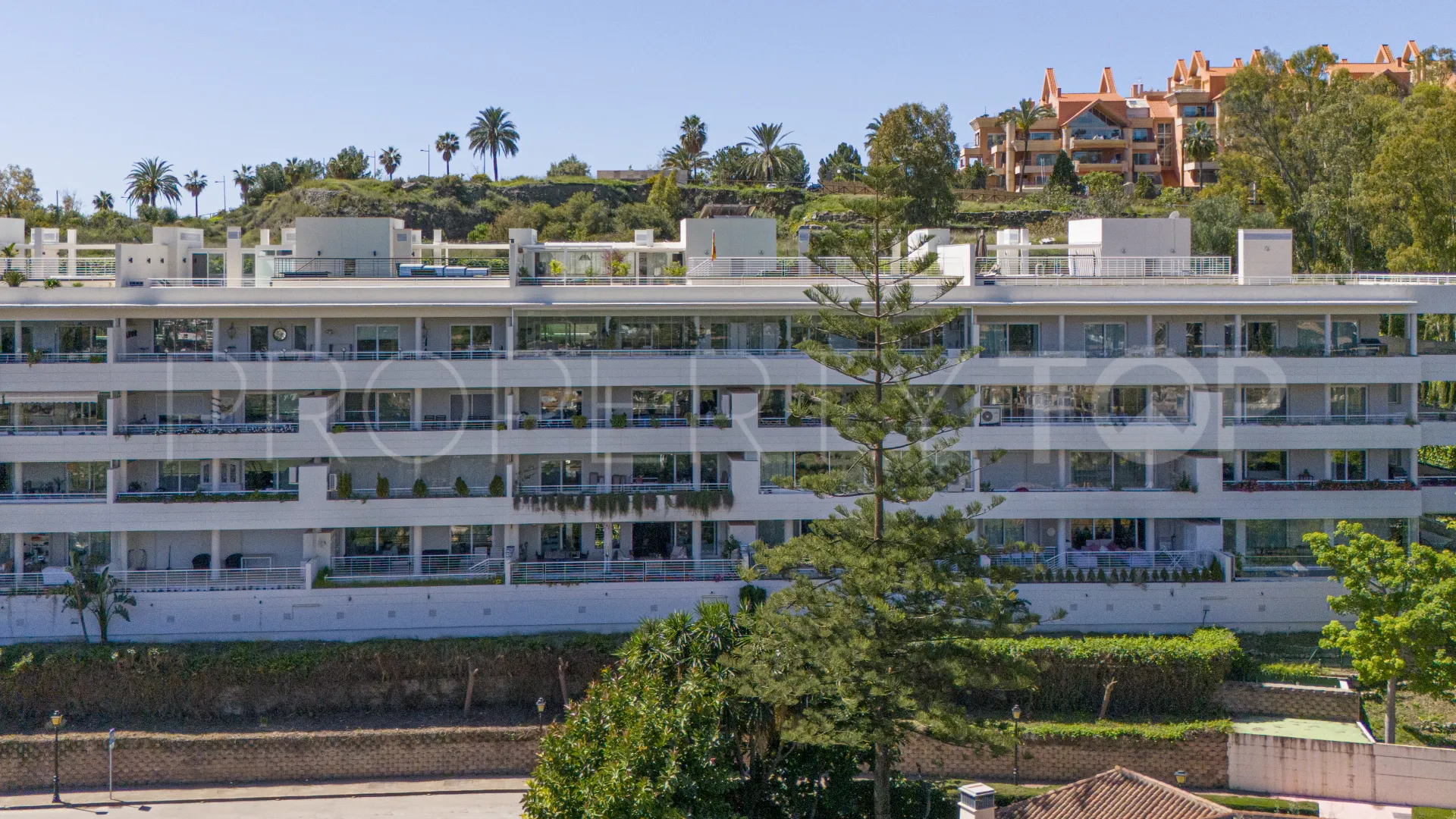 Nueva Andalucia, apartamento en venta de 2 dormitorios