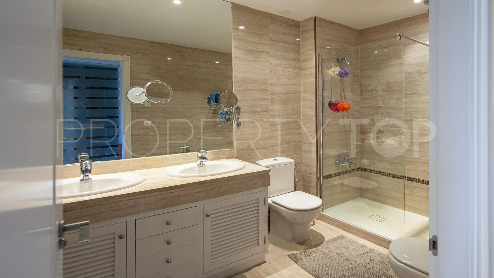 Nueva Andalucia, apartamento en venta de 2 dormitorios