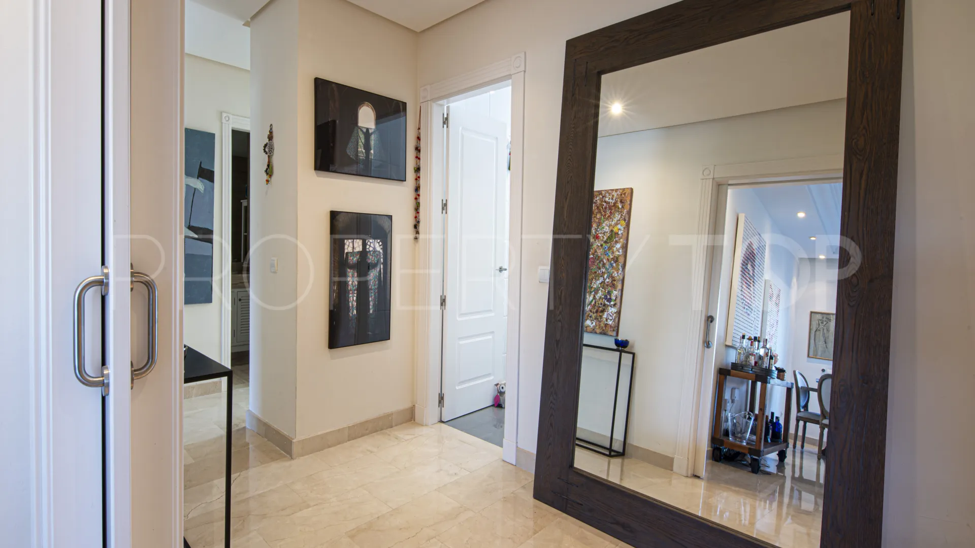 Nueva Andalucia, apartamento en venta de 2 dormitorios