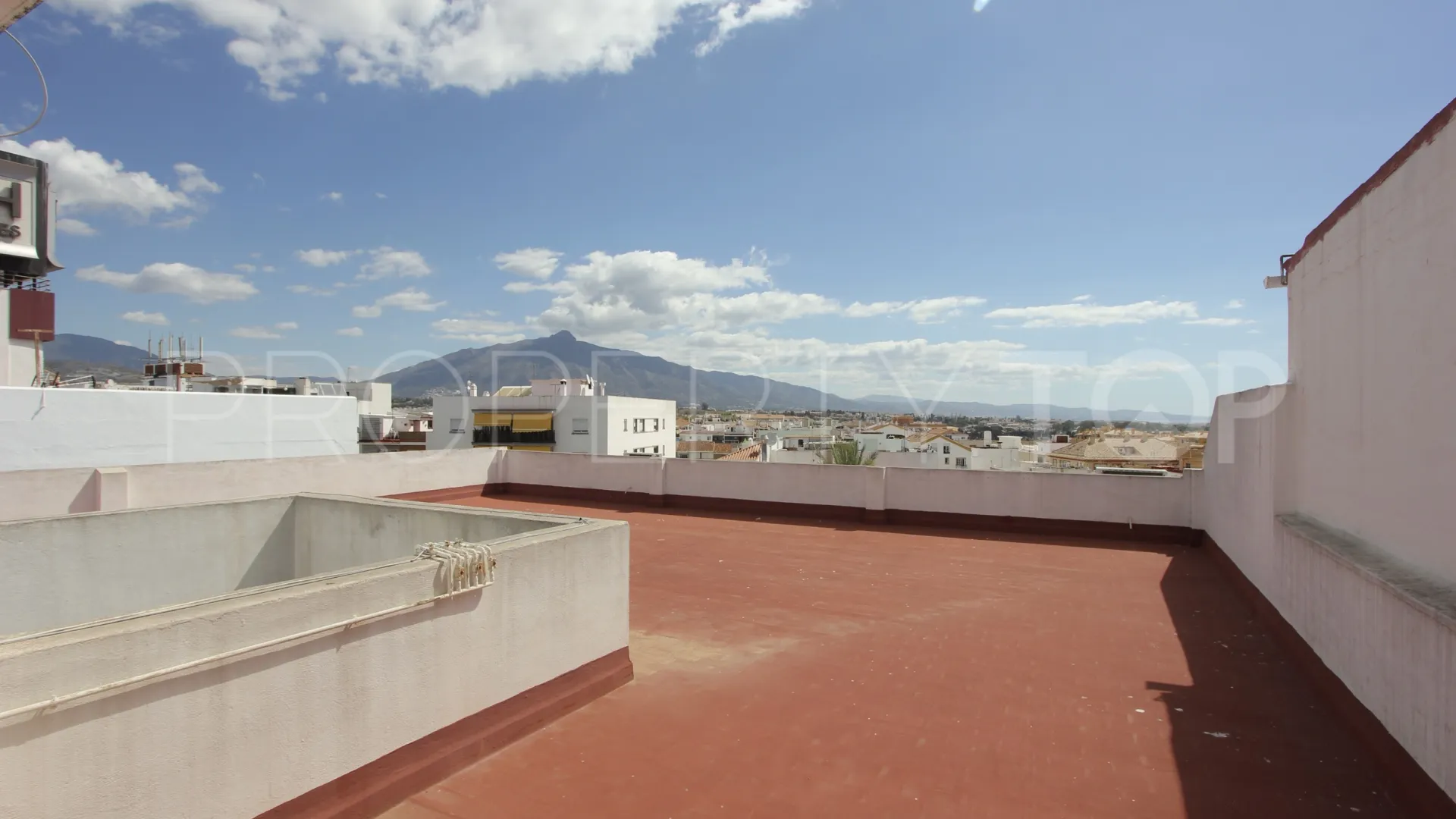 San Pedro de Alcantara 3 bedrooms penthouse for sale