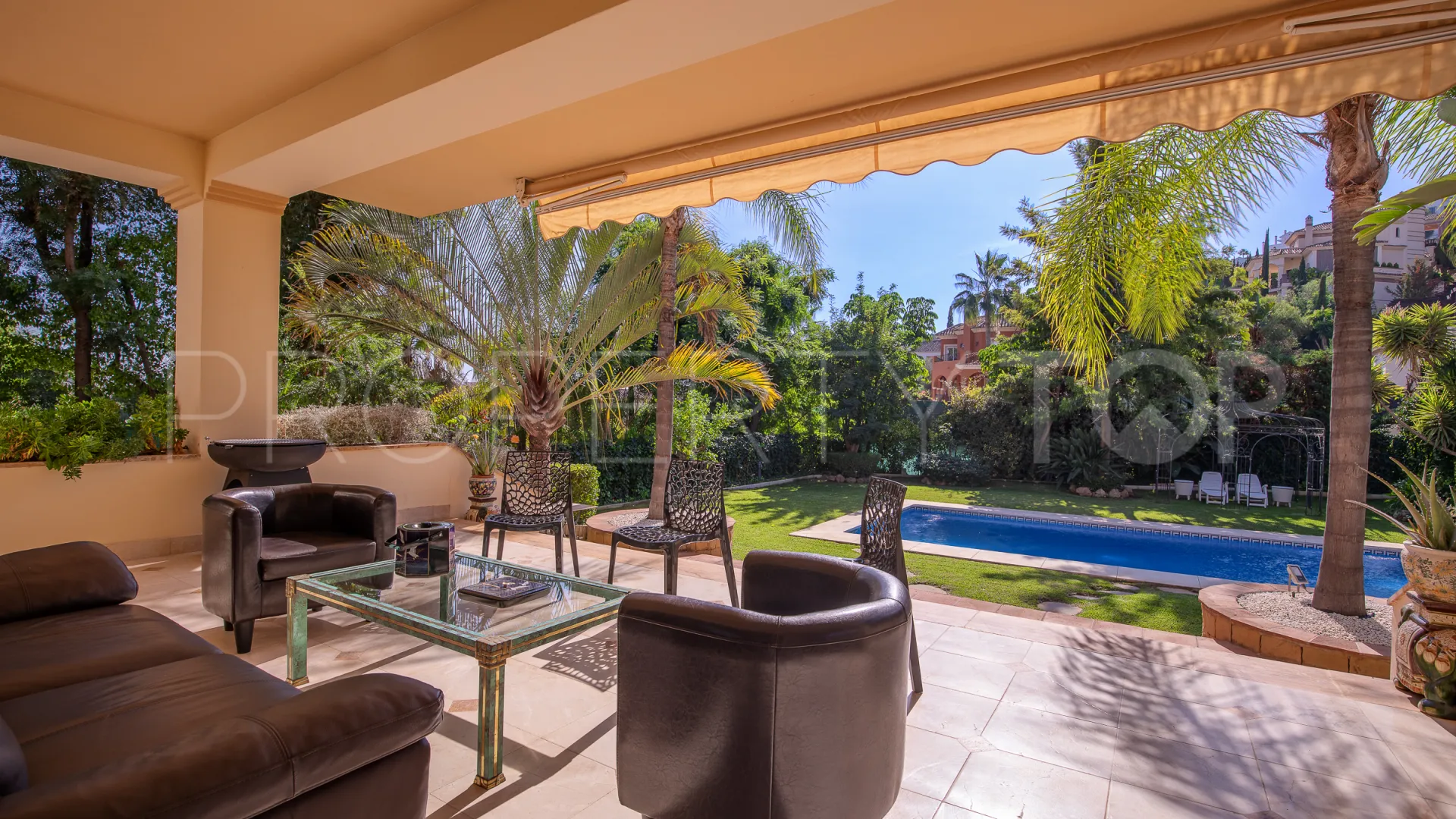 Villa for sale in Los Arqueros