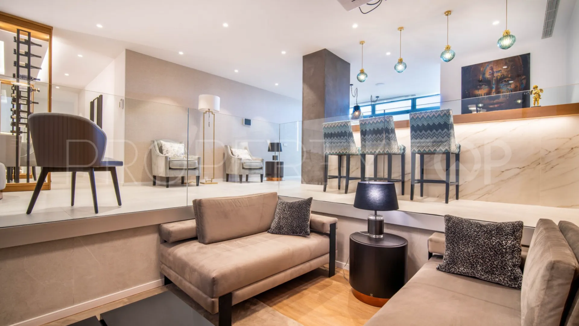 For sale 4 bedrooms villa in Les Belvederes