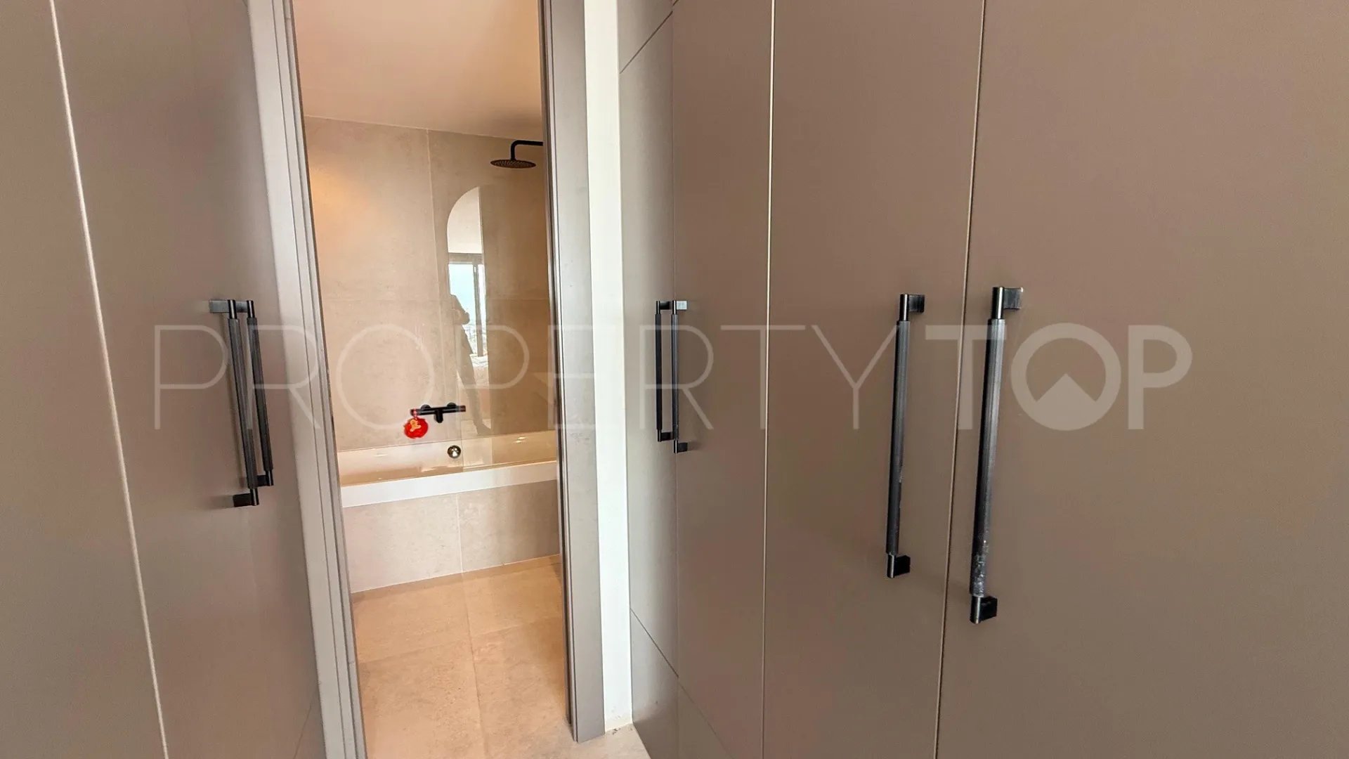 For sale El Herrojo town house