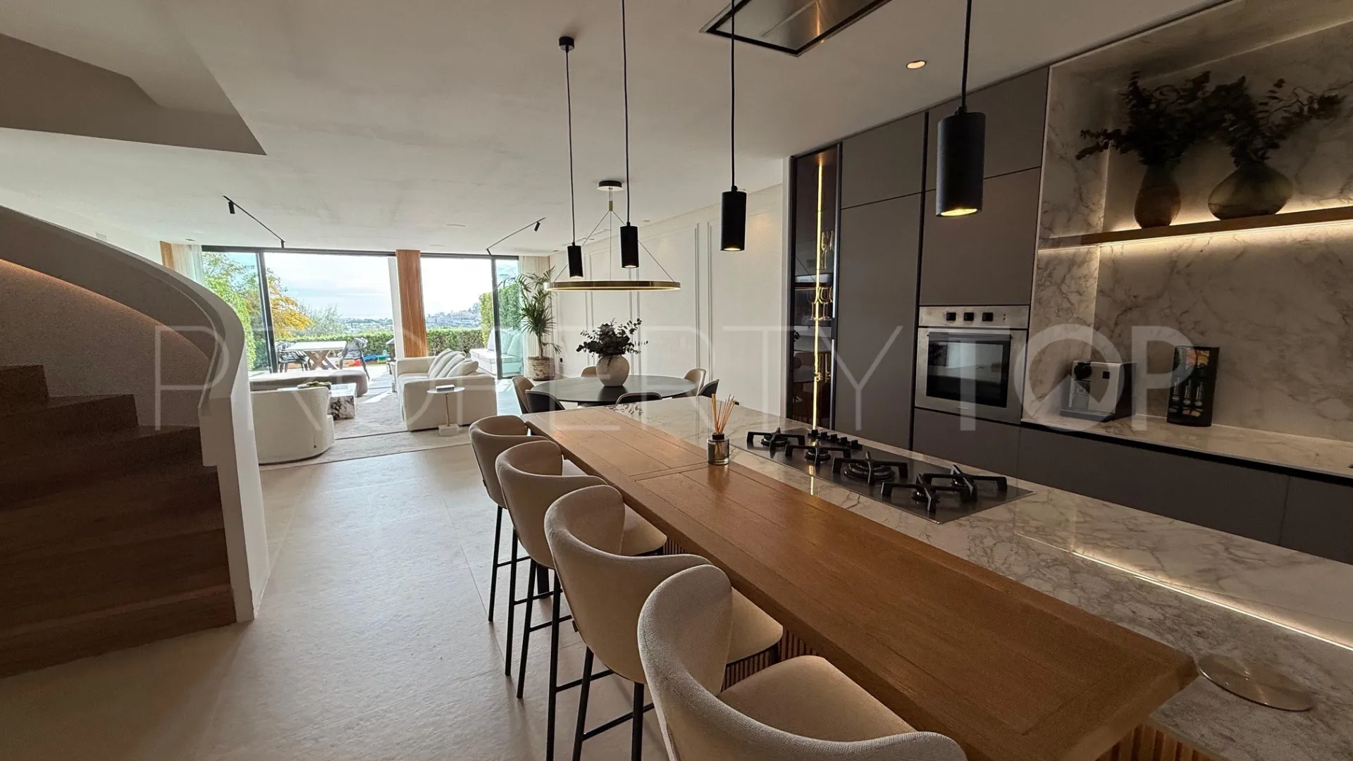 For sale El Herrojo town house