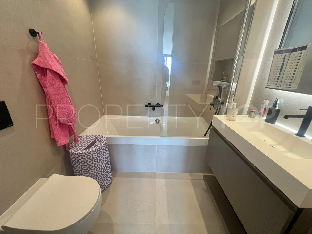 For sale El Herrojo town house