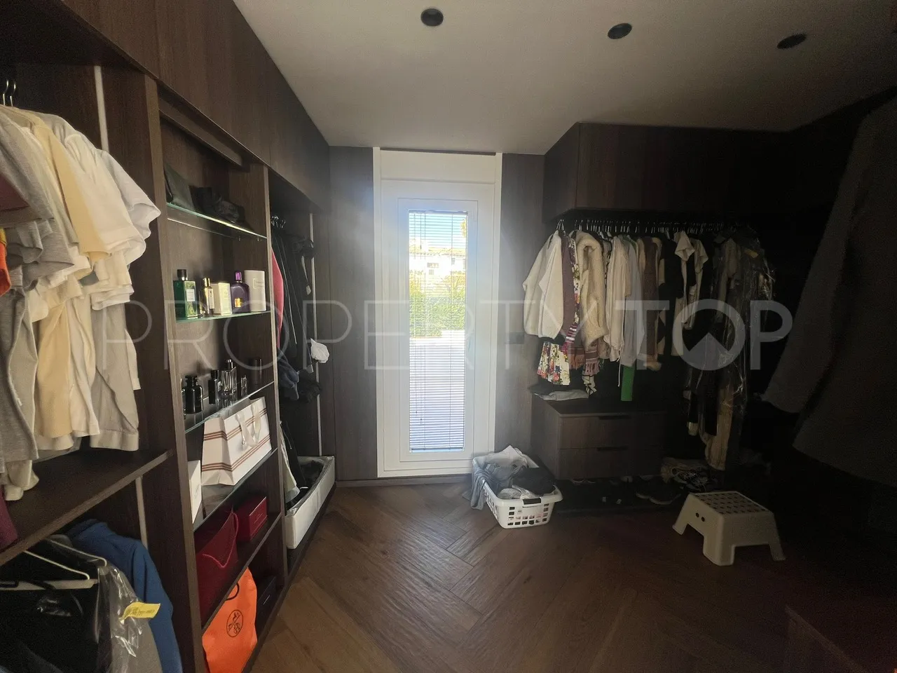 For sale El Herrojo town house