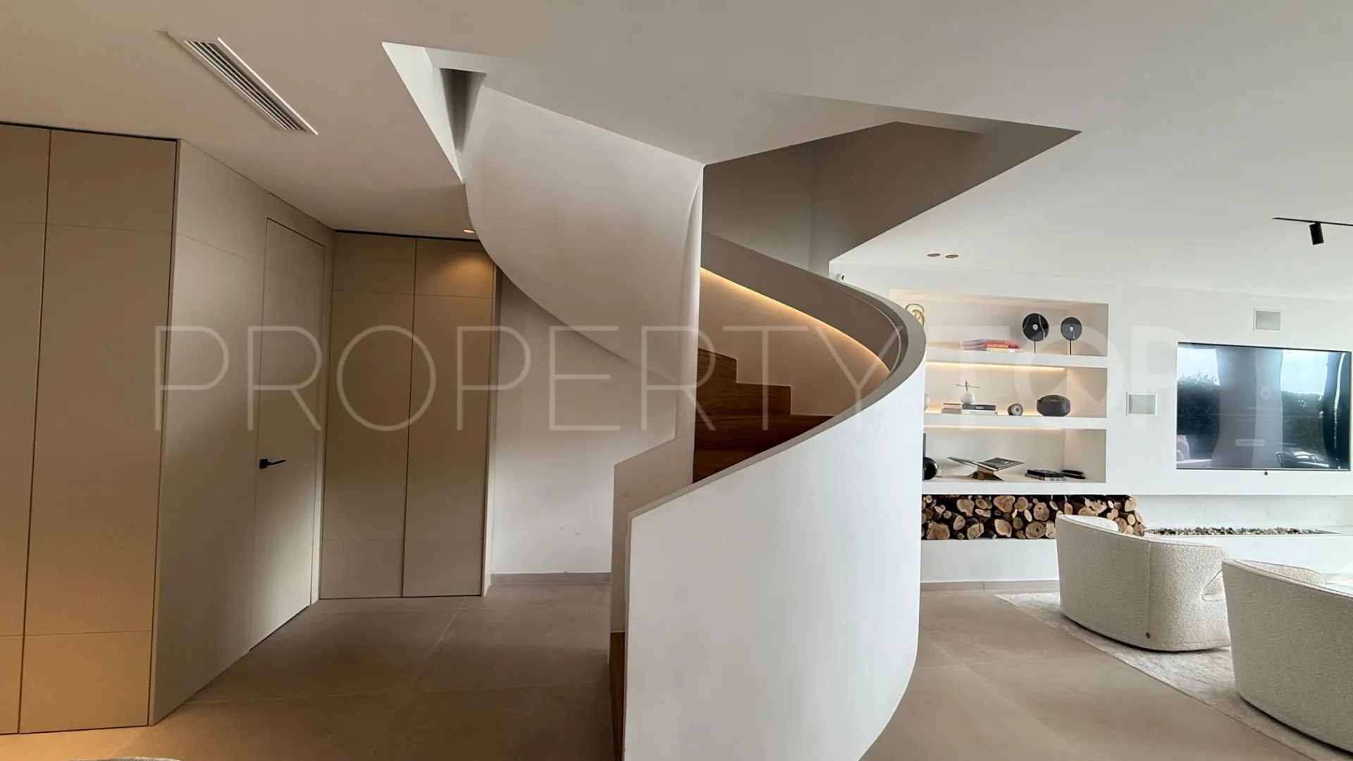 For sale El Herrojo town house