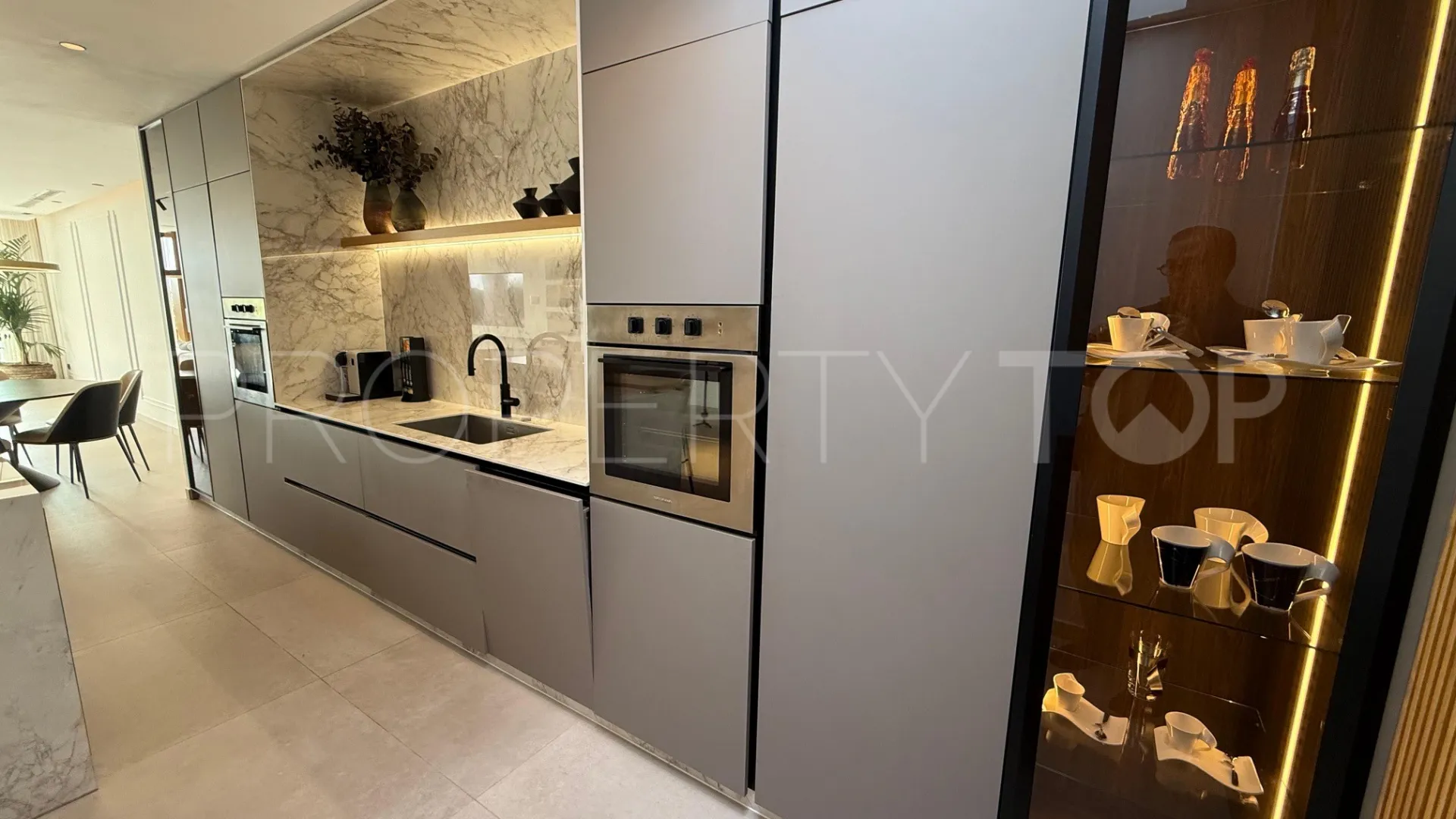 For sale El Herrojo town house