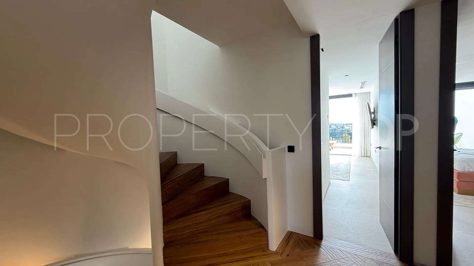 For sale El Herrojo town house