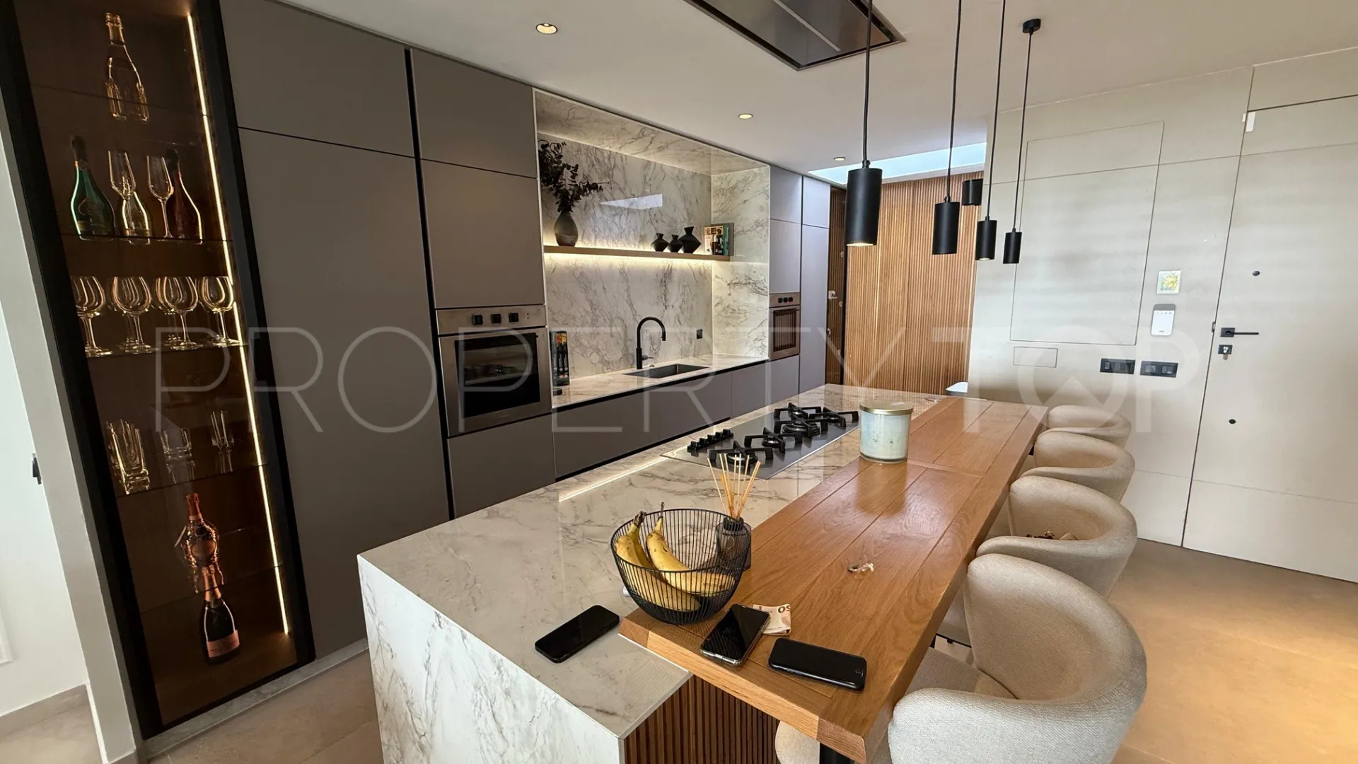 For sale El Herrojo town house