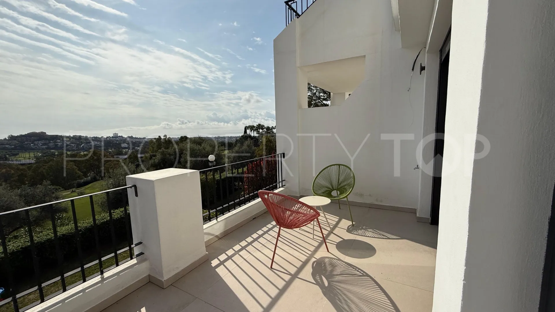 For sale El Herrojo town house