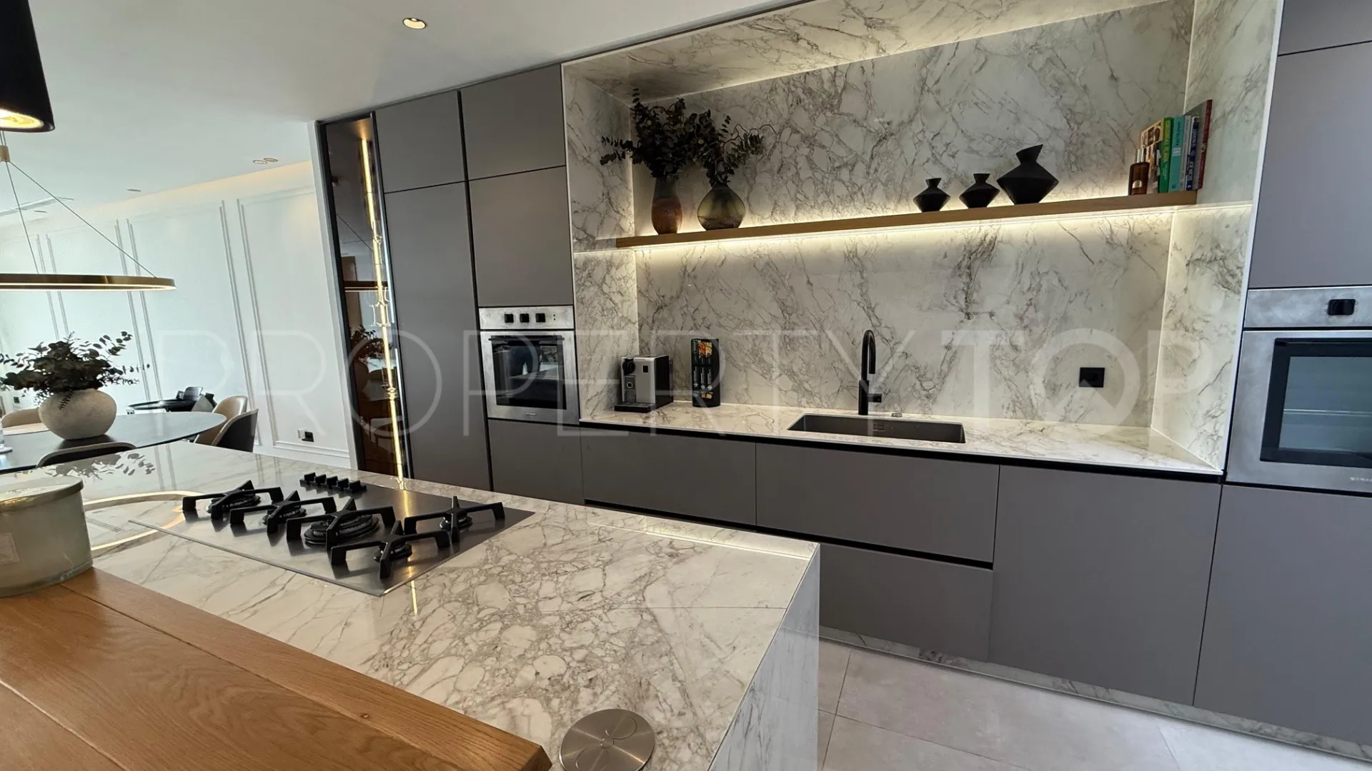 For sale El Herrojo town house