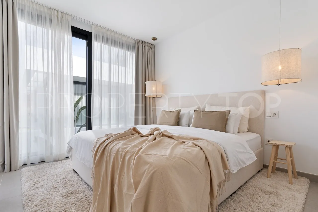Se vende villa en La Resina Golf