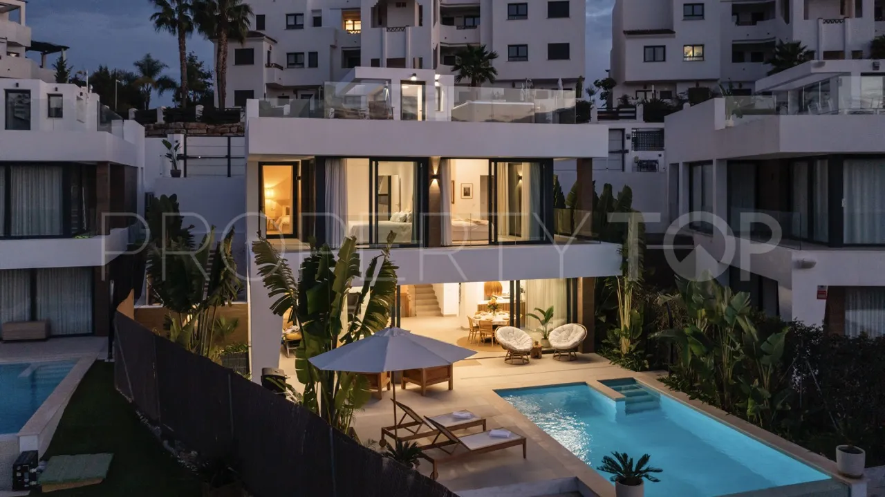 Se vende villa en La Resina Golf