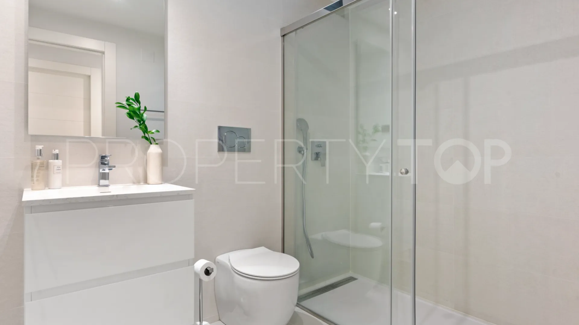 For sale 5 bedrooms semi detached house in Marbella - Puerto Banus