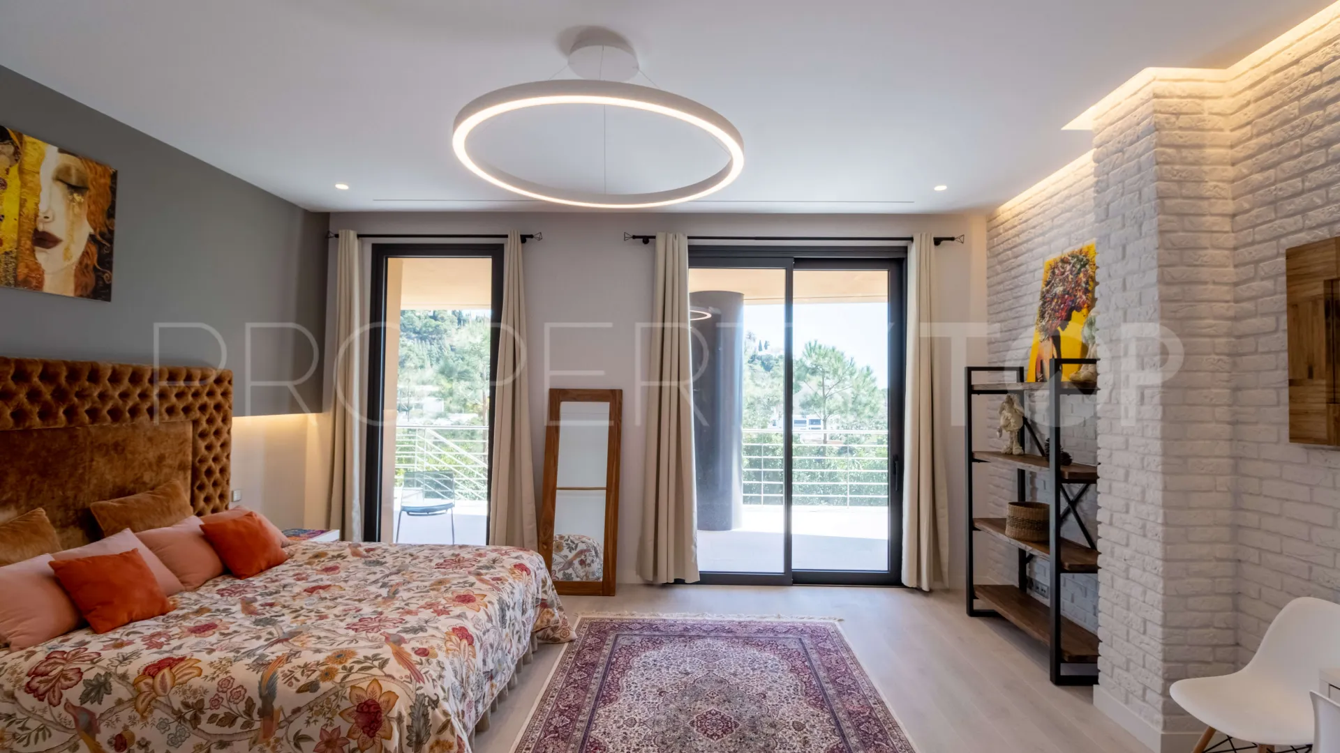 For sale La Reserva de Alcuzcuz villa with 12 bedrooms