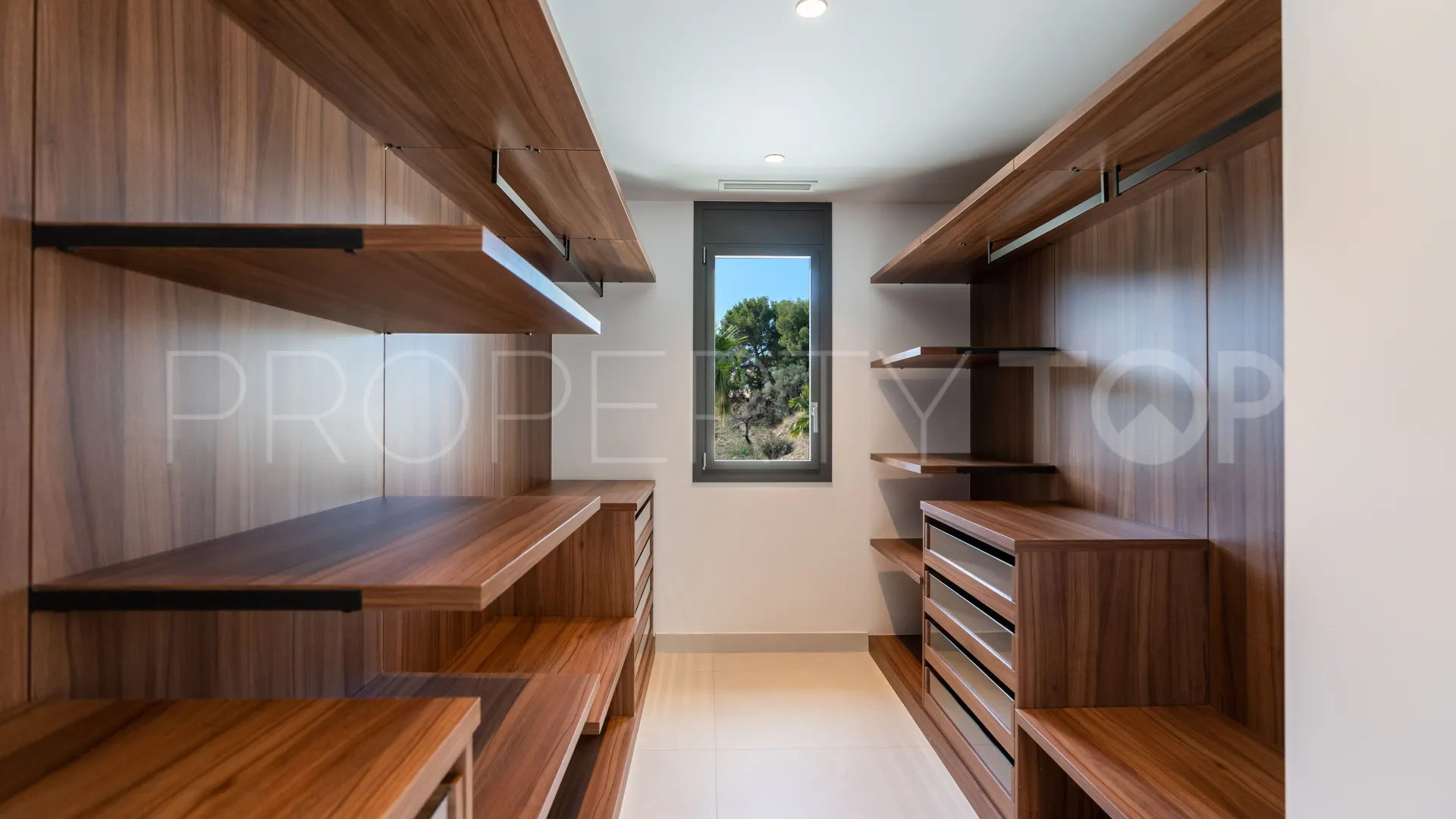 Benalmadena, villa a la venta