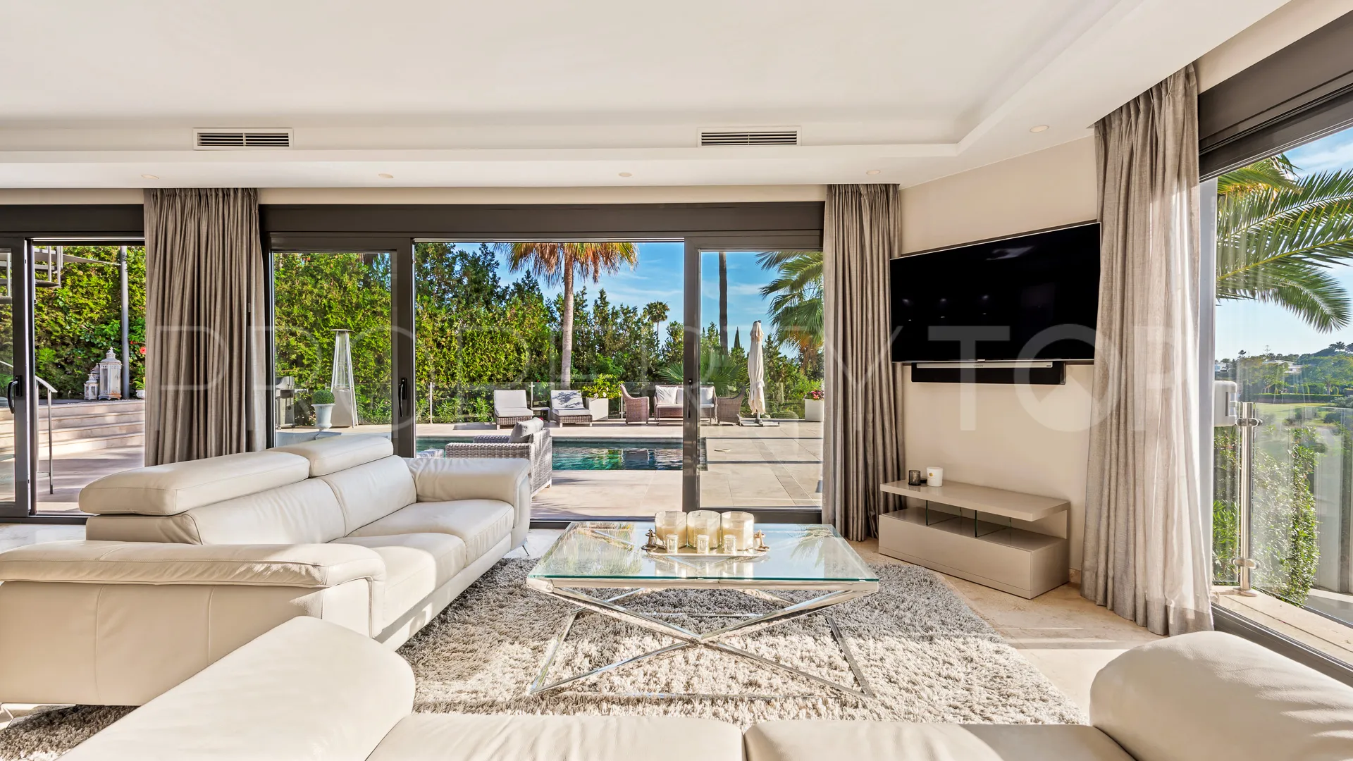 Supermanzana H, villa con 4 dormitorios en venta