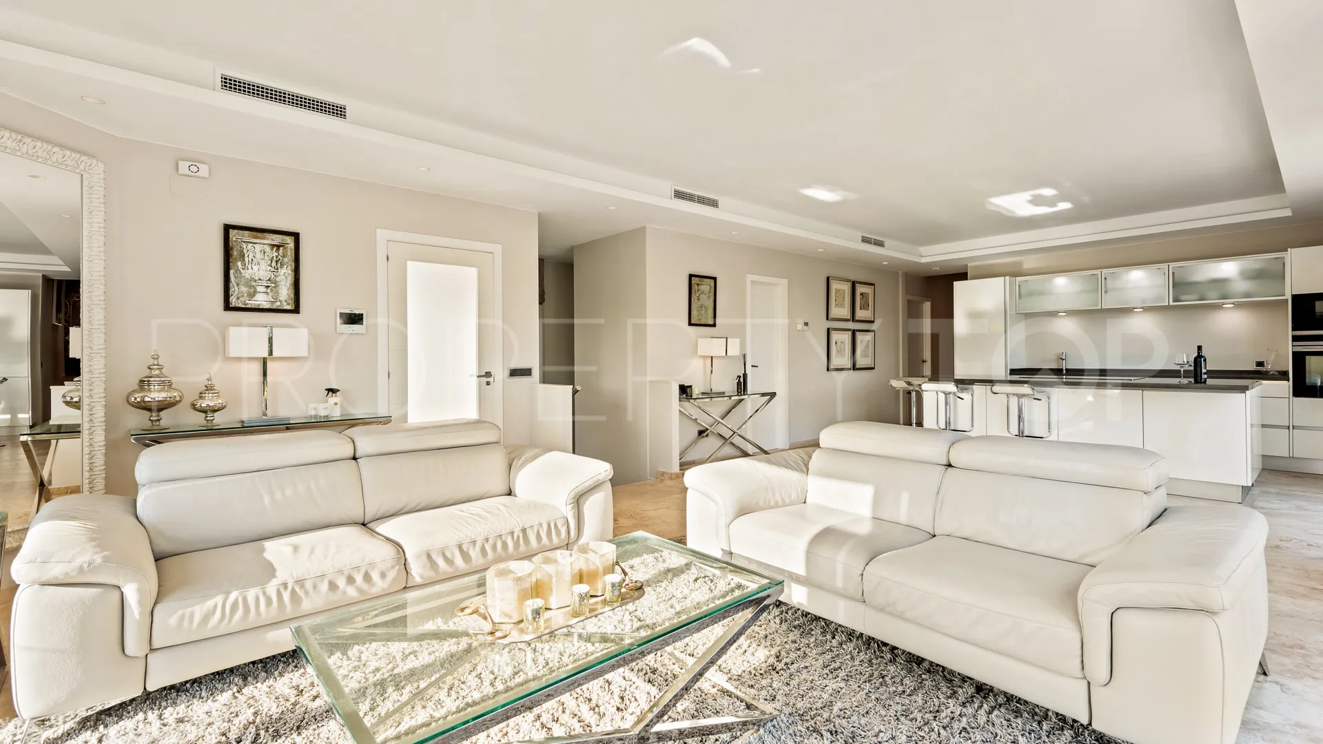 Supermanzana H, villa con 4 dormitorios en venta