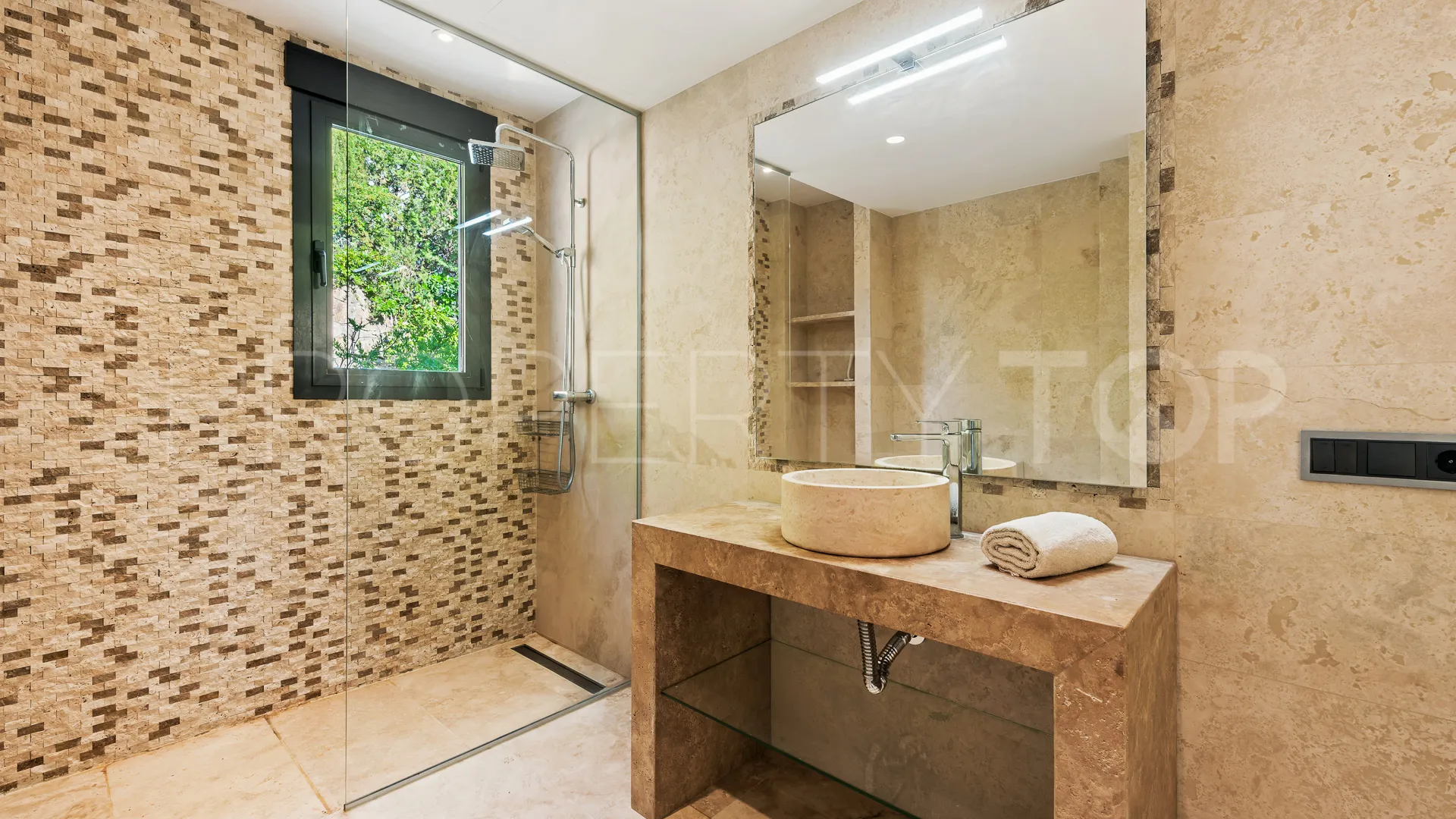 Supermanzana H, villa con 4 dormitorios en venta