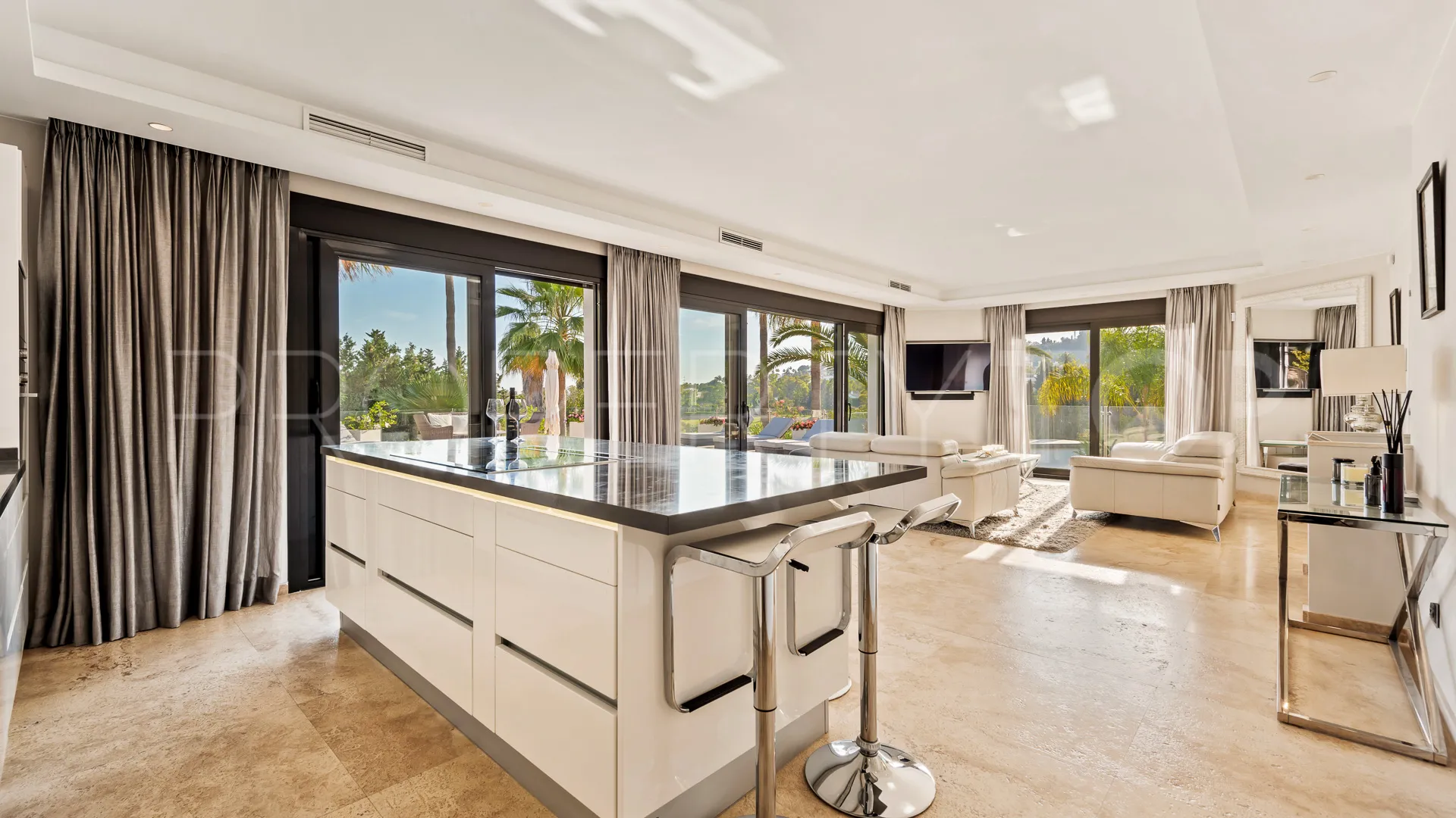 Supermanzana H, villa con 4 dormitorios en venta
