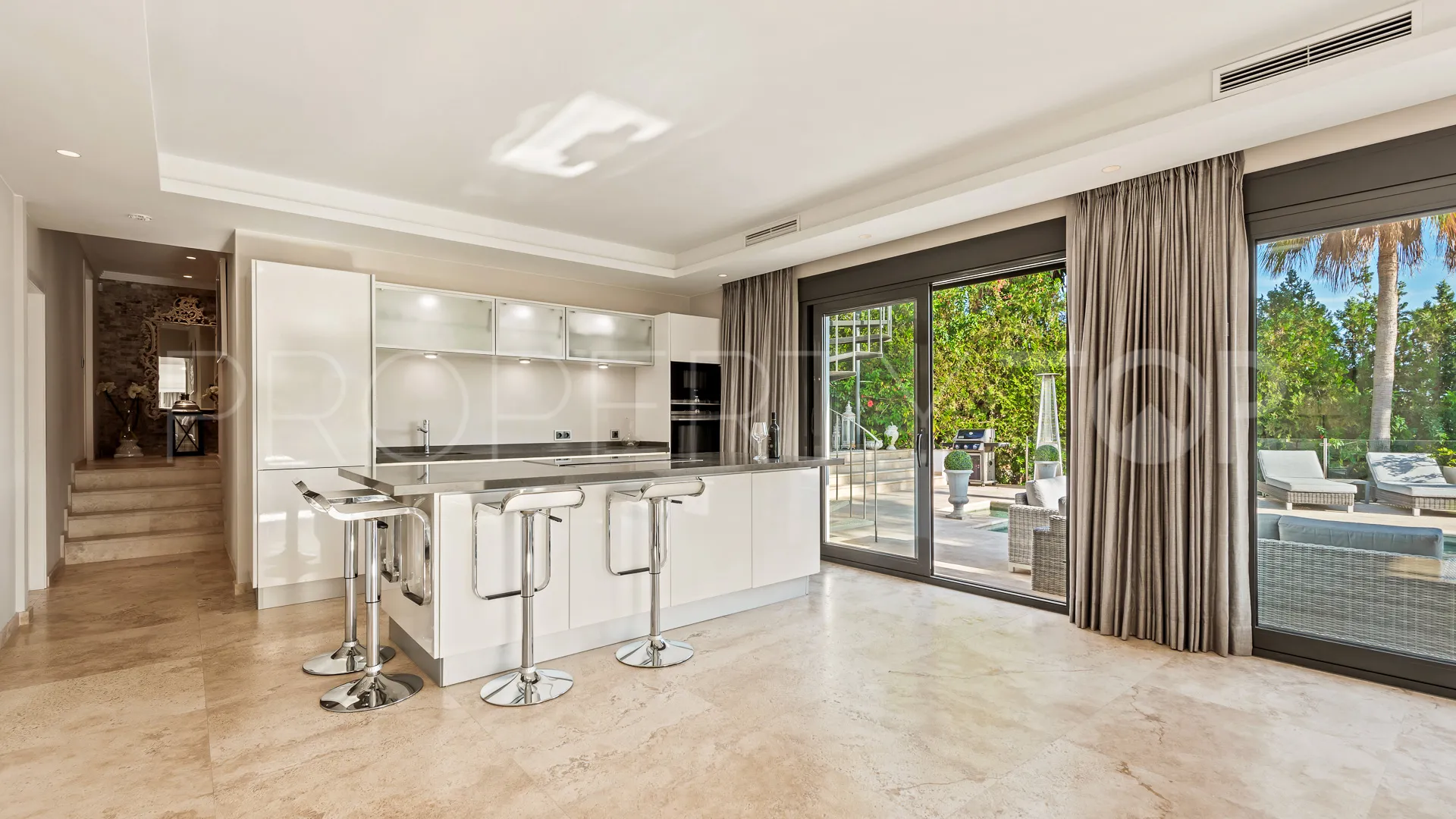 Supermanzana H, villa con 4 dormitorios en venta