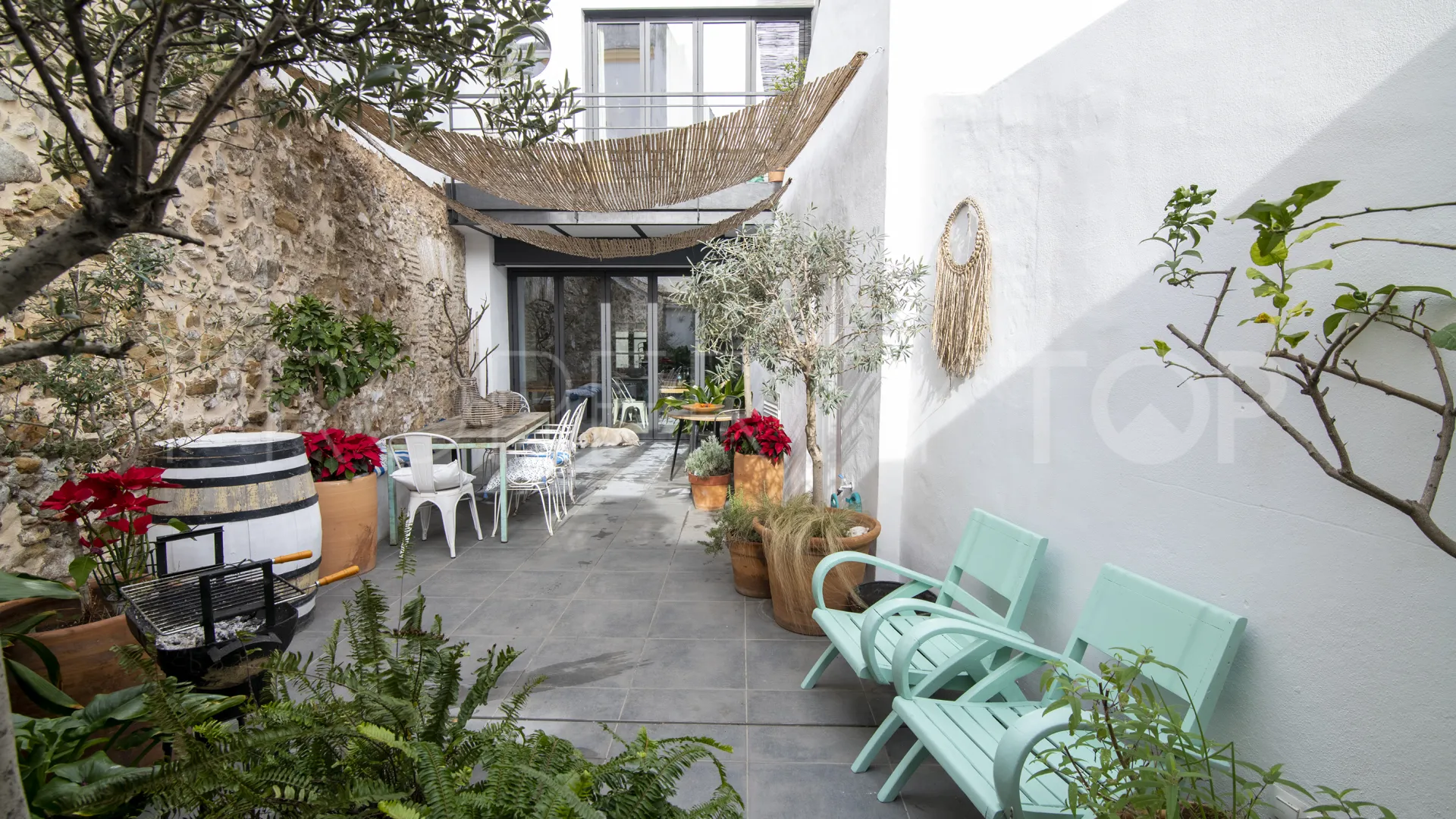 For sale town house in Estepona Centre