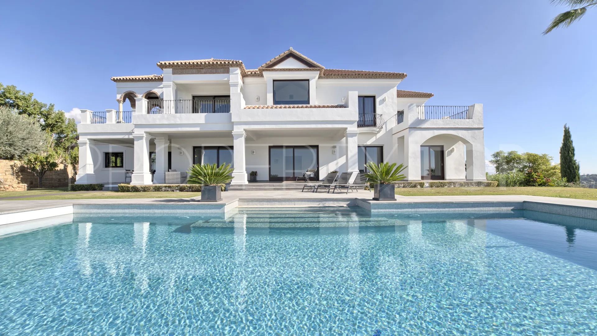 6 bedrooms villa for sale in Los Flamingos Golf